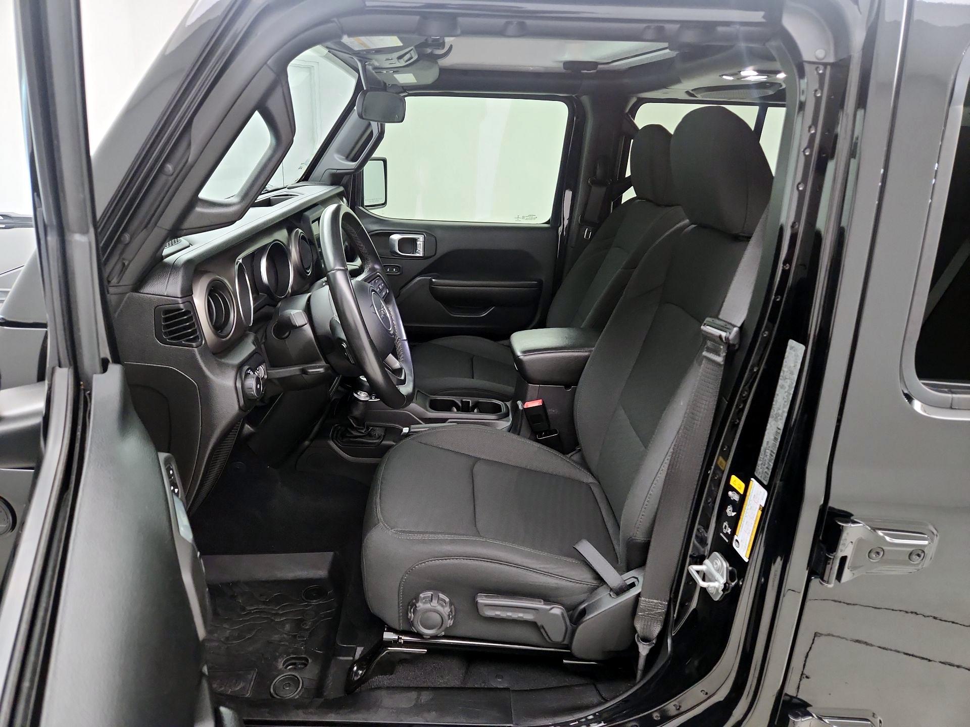 Thumbnail: 2021 Jeep Wrangler - 11