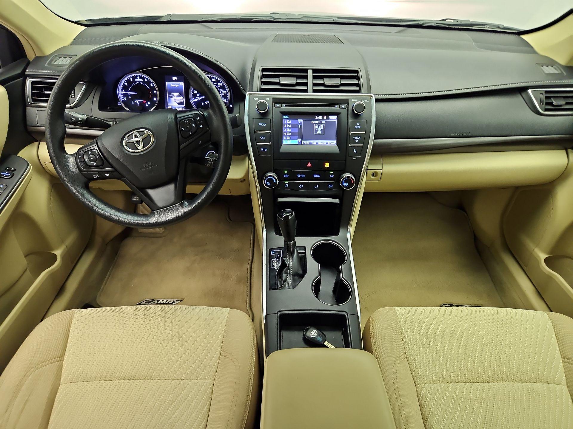 Thumbnail: 2017 Toyota Camry - 9