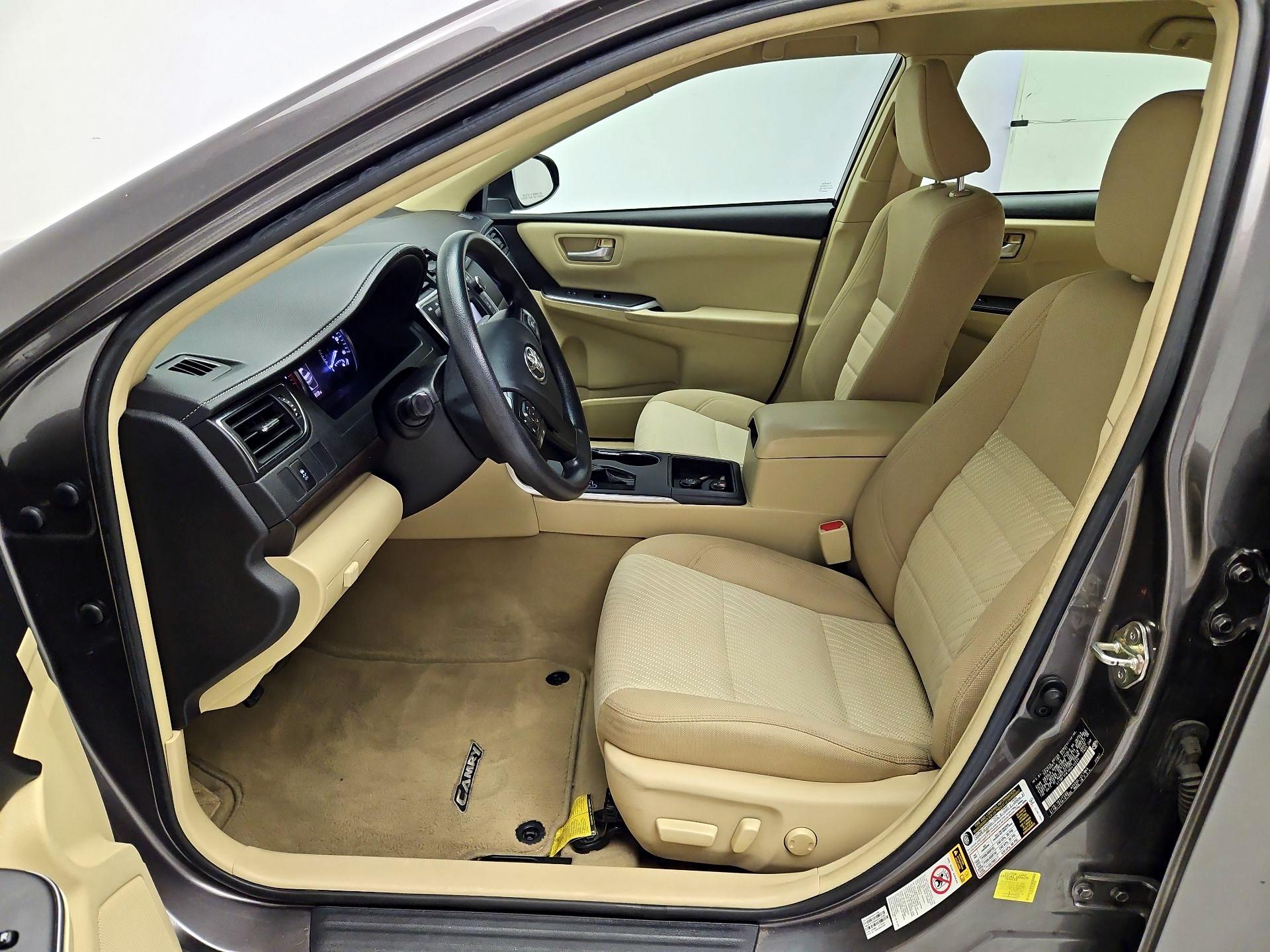 Thumbnail: 2017 Toyota Camry - 11