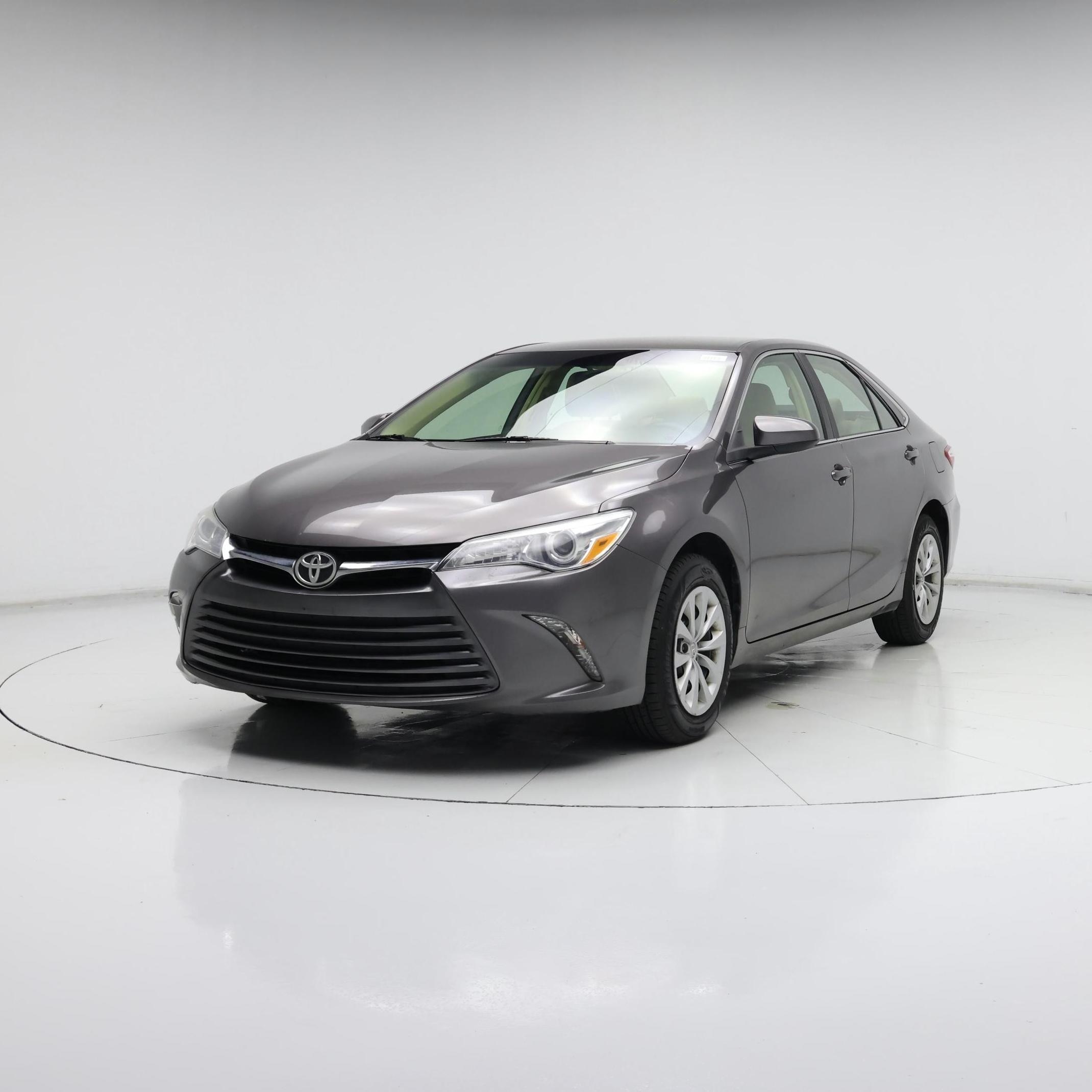 Thumbnail: 2017 Toyota Camry - 4