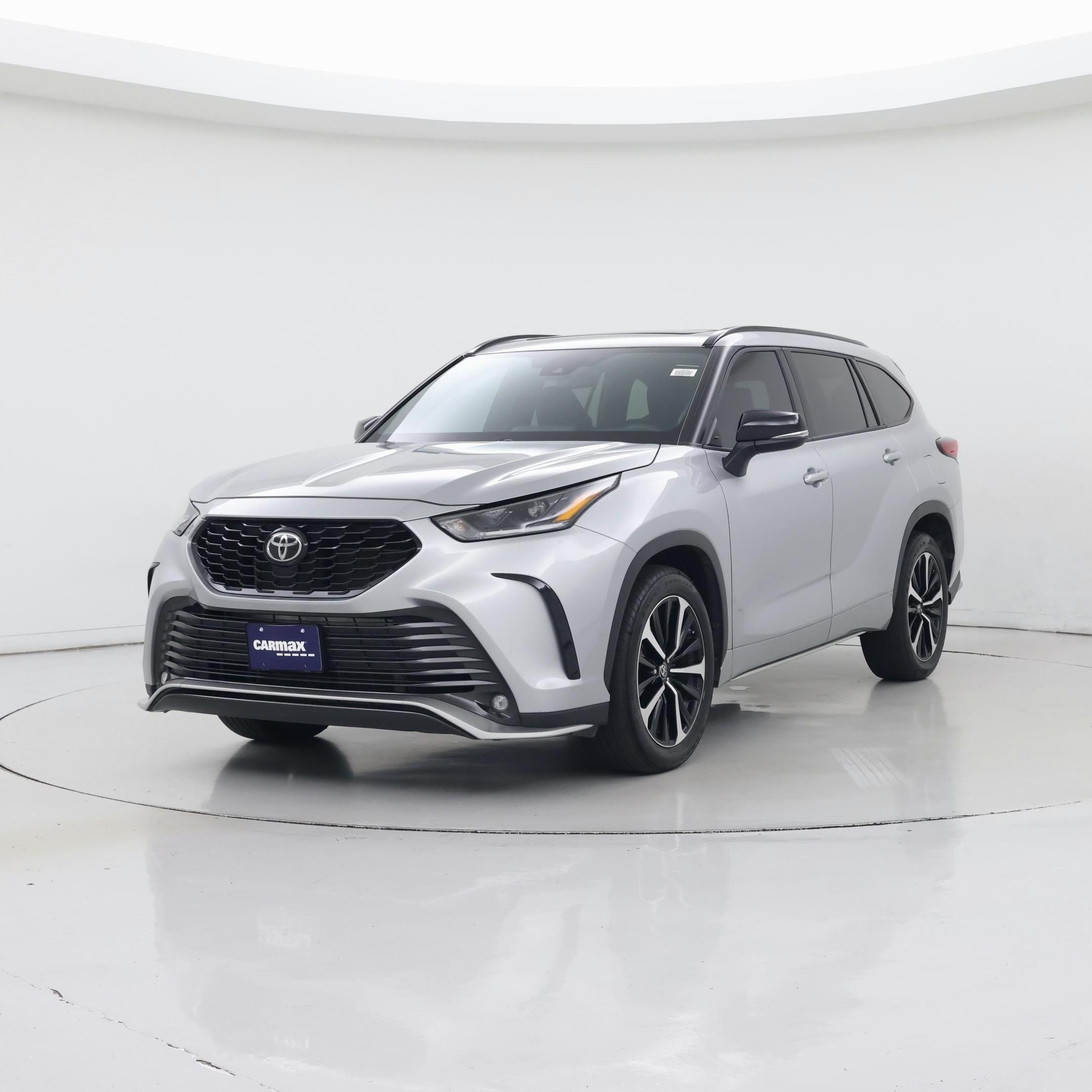 Thumbnail: 2022 Toyota Highlander - 4