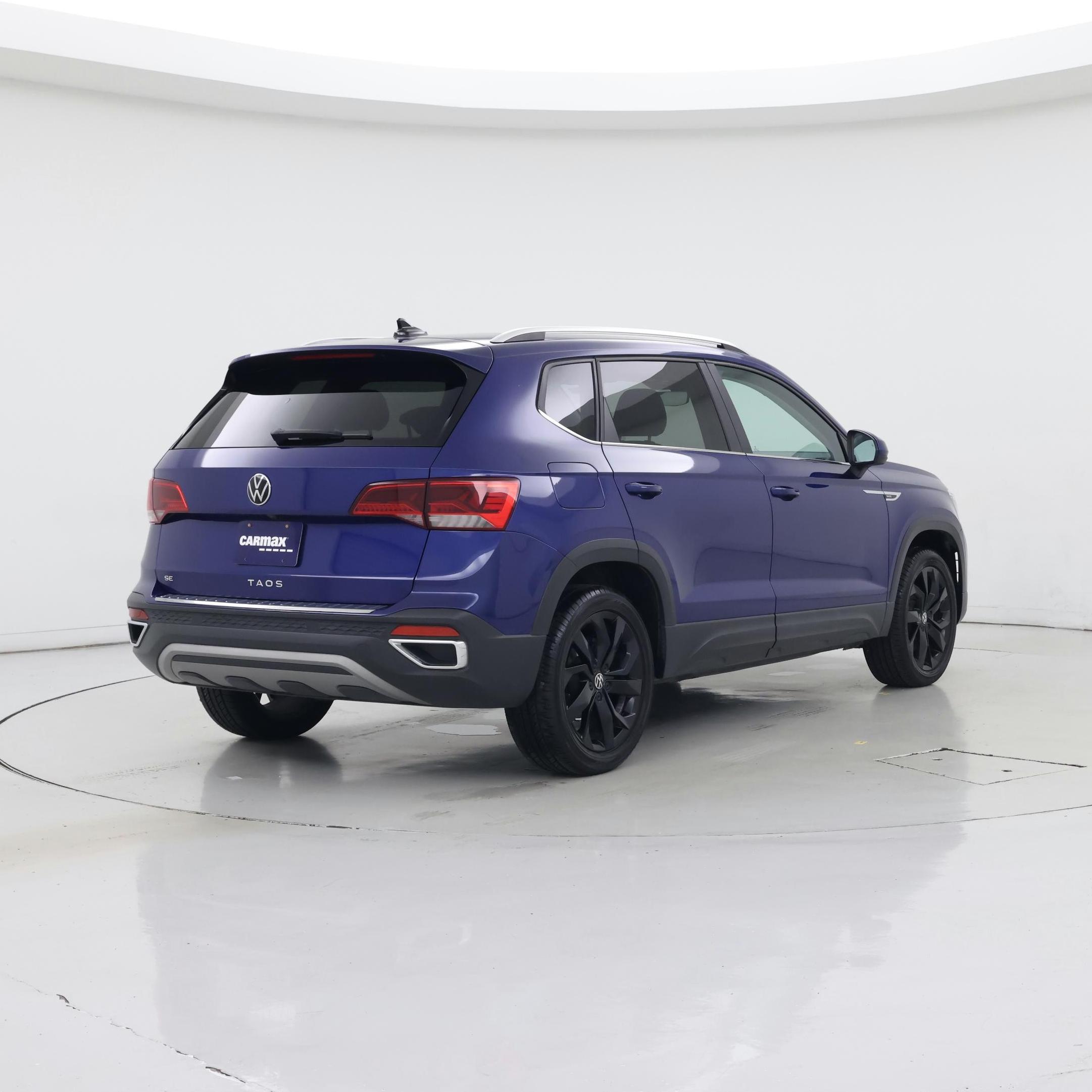 Thumbnail: 2023 Volkswagen Taos - 8