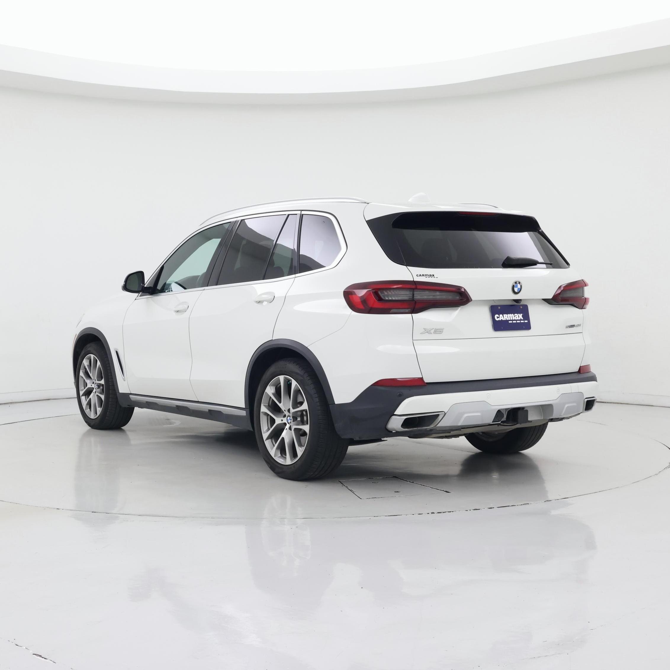 Thumbnail: 2021 BMW X5 - 2