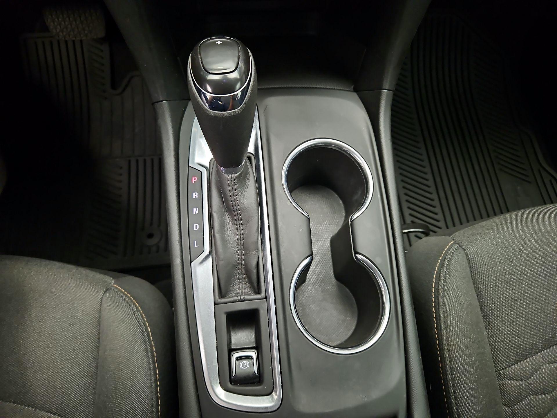 Thumbnail: 2021 Chevrolet Equinox - 17