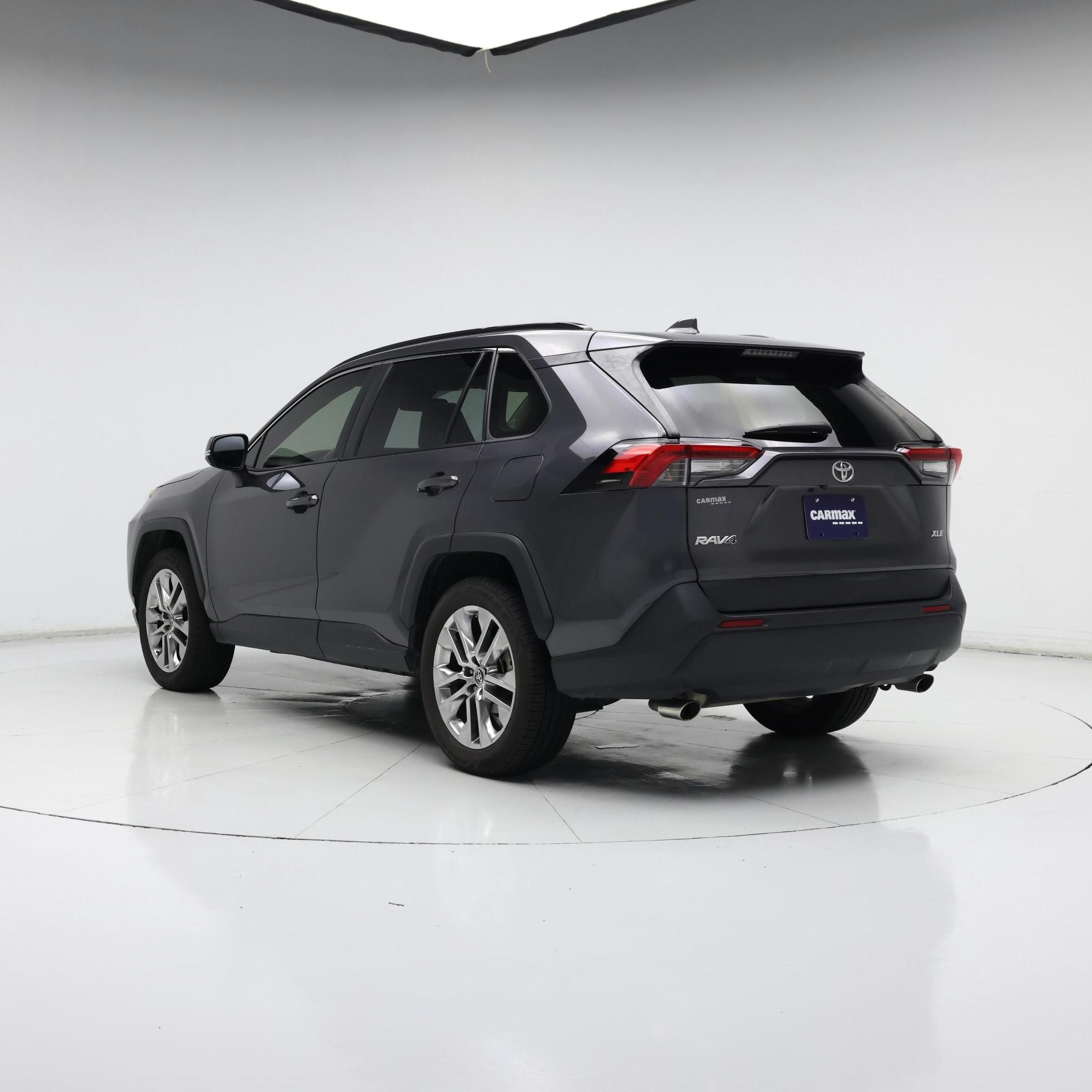 Thumbnail: 2019 Toyota RAV4 - 2