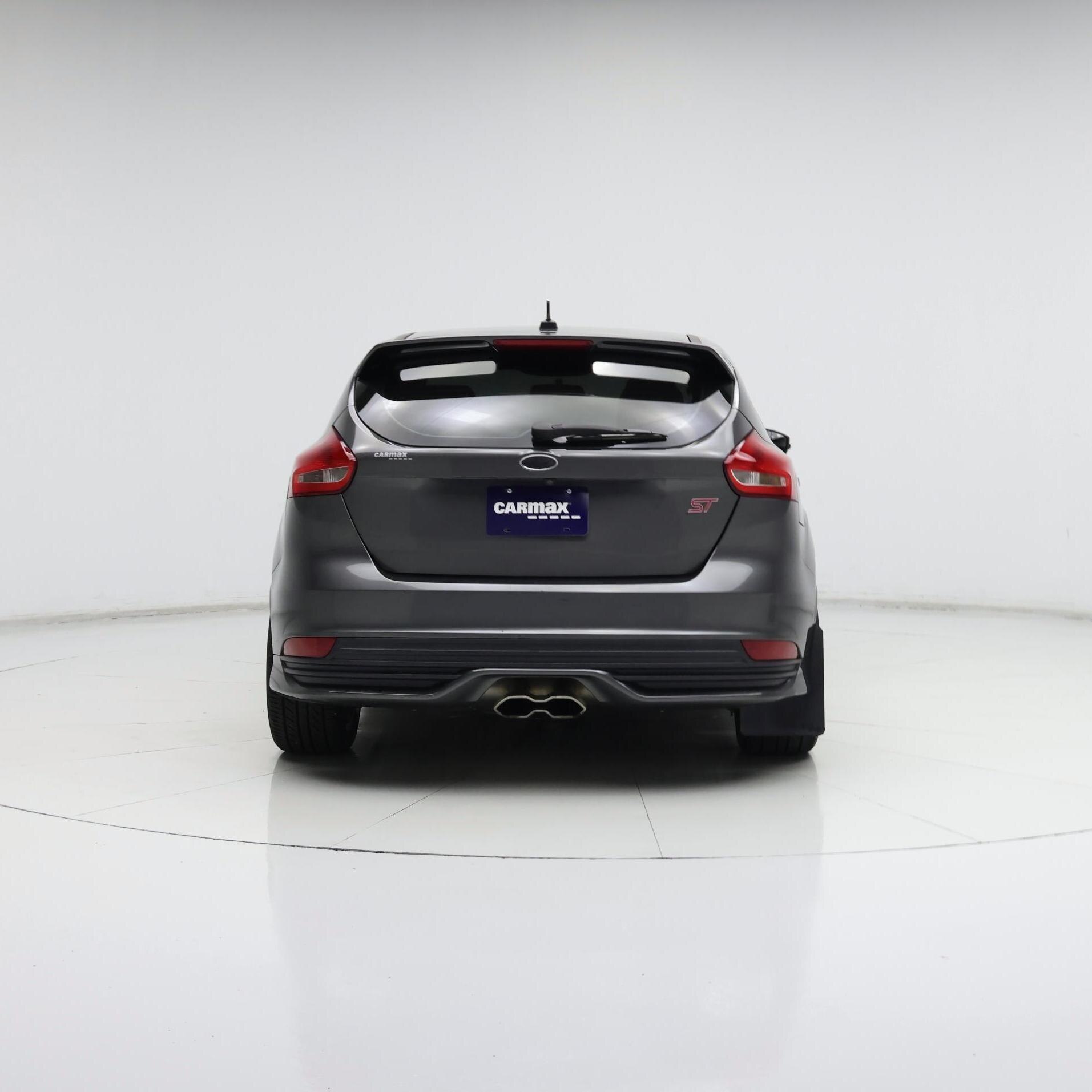 Thumbnail: 2015 Ford Focus - 6