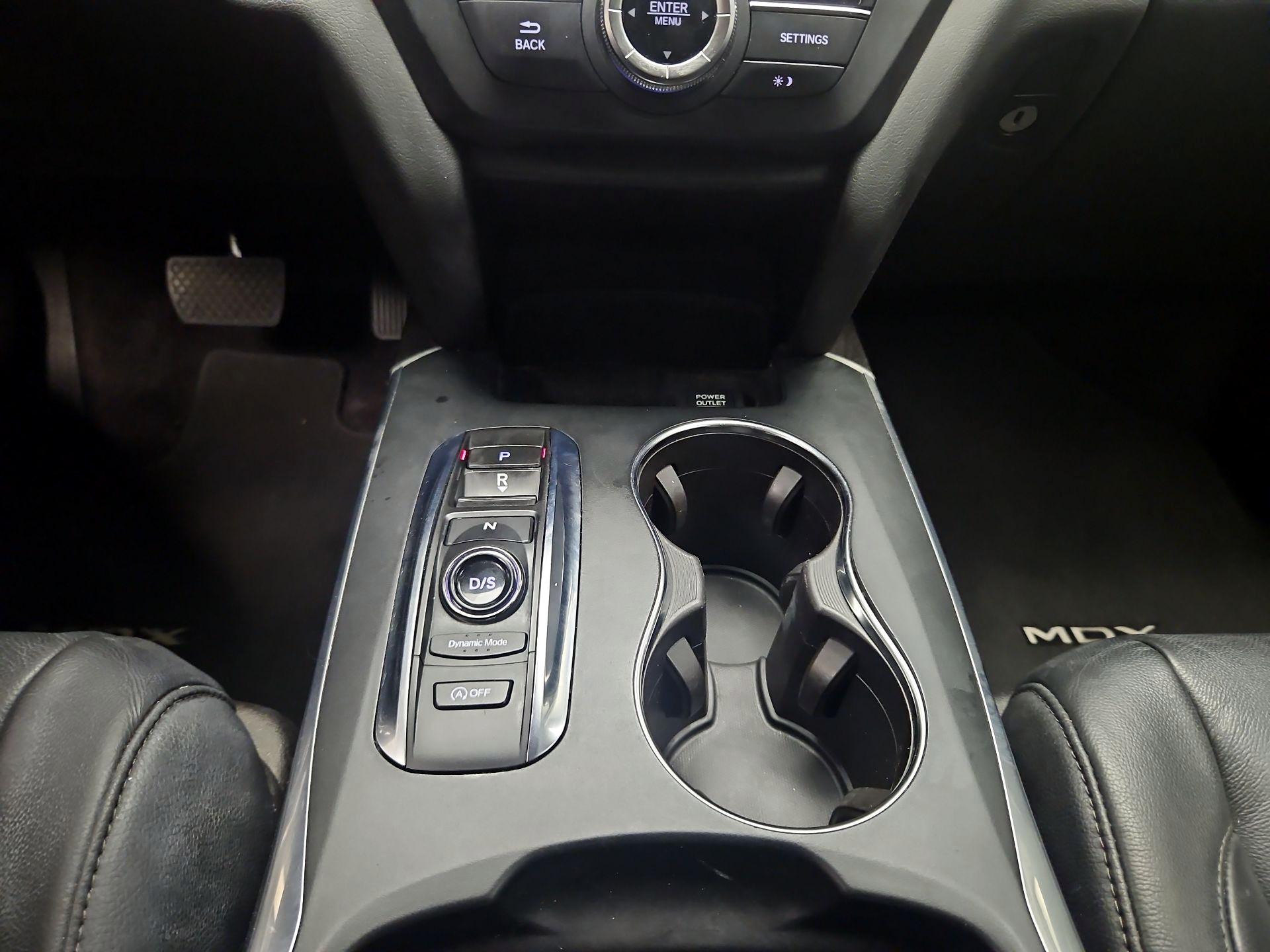 Thumbnail: 2019 Acura MDX - 16