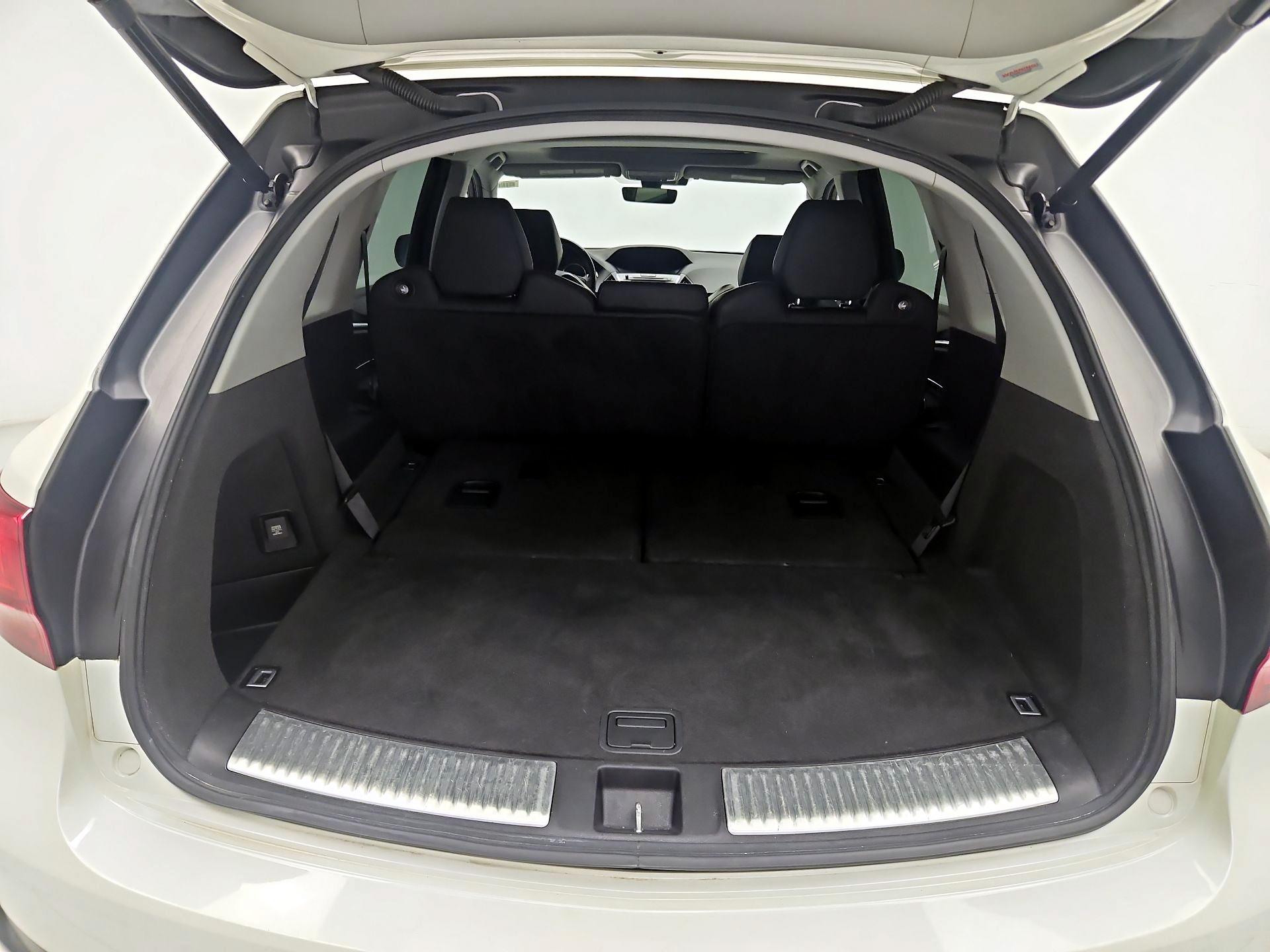 Thumbnail: 2019 Acura MDX - 18