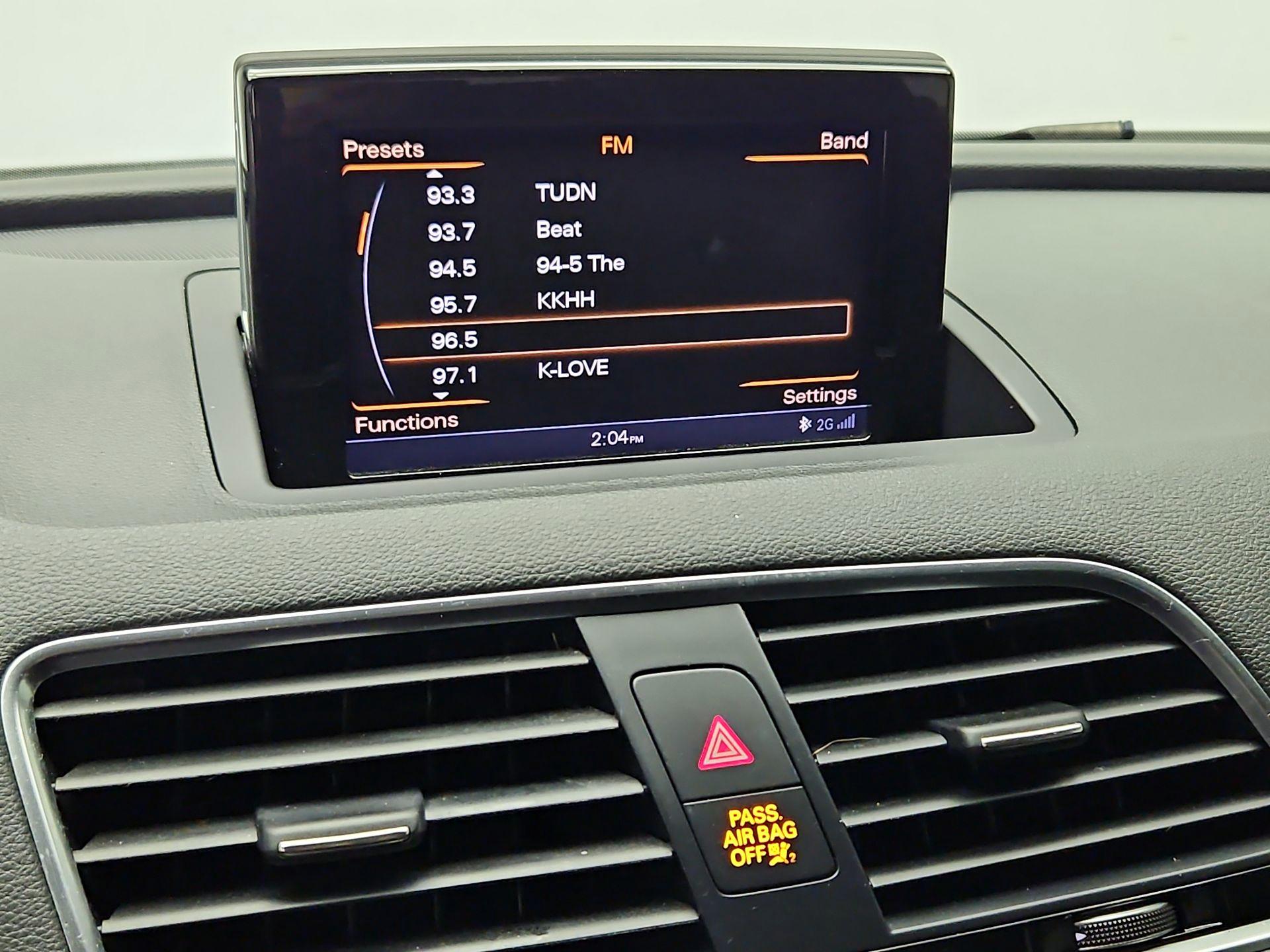 Thumbnail: 2016 Audi Q3 - 16
