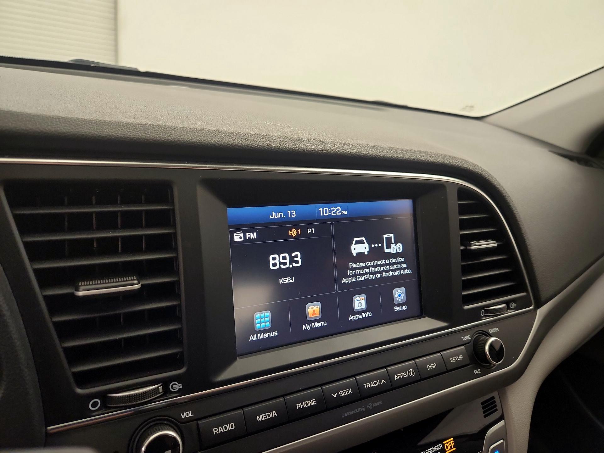 Thumbnail: 2017 Hyundai Elantra - 15