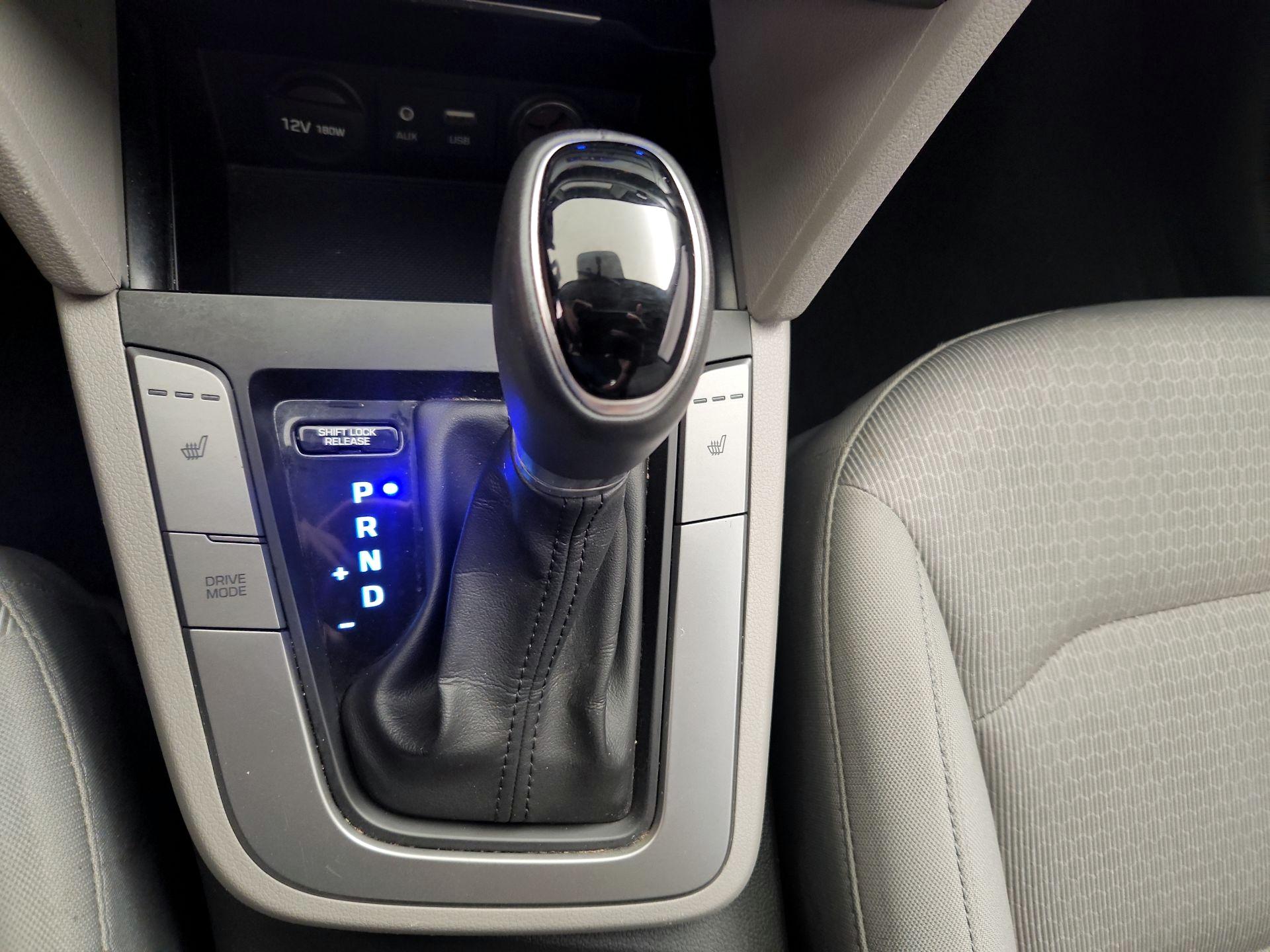 Thumbnail: 2017 Hyundai Elantra - 17