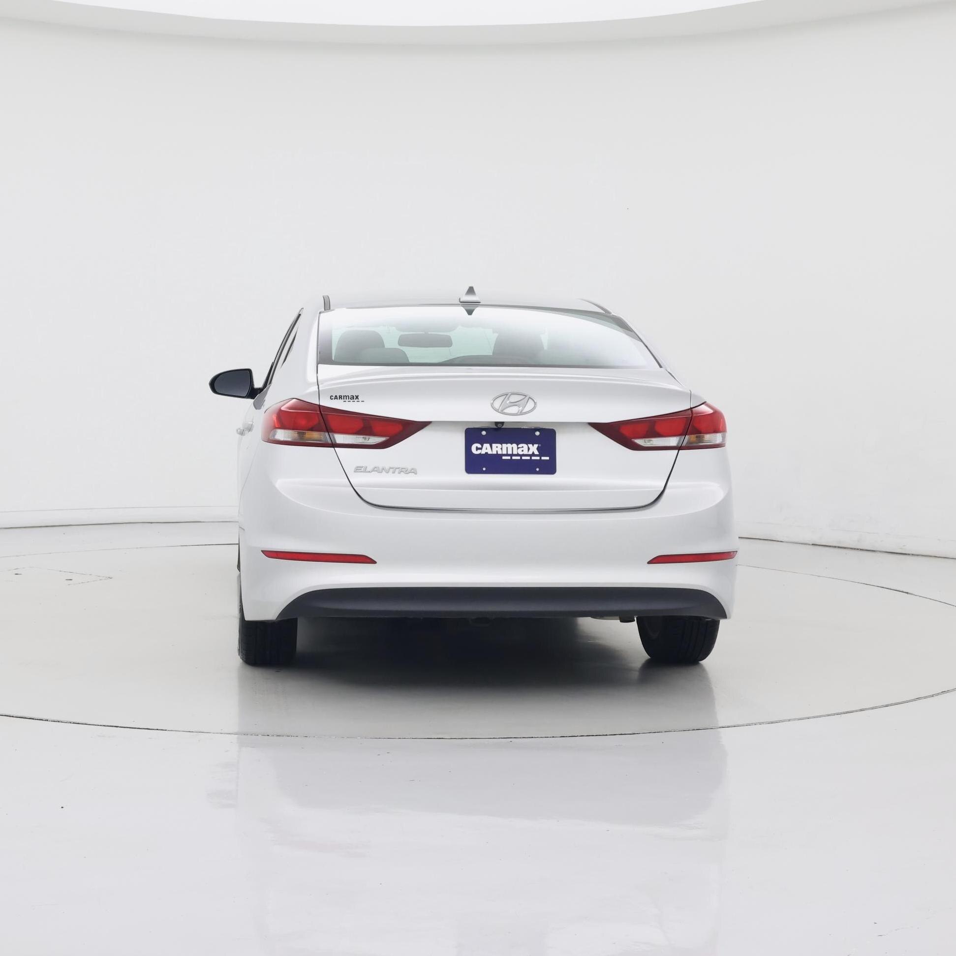 Thumbnail: 2017 Hyundai Elantra - 6