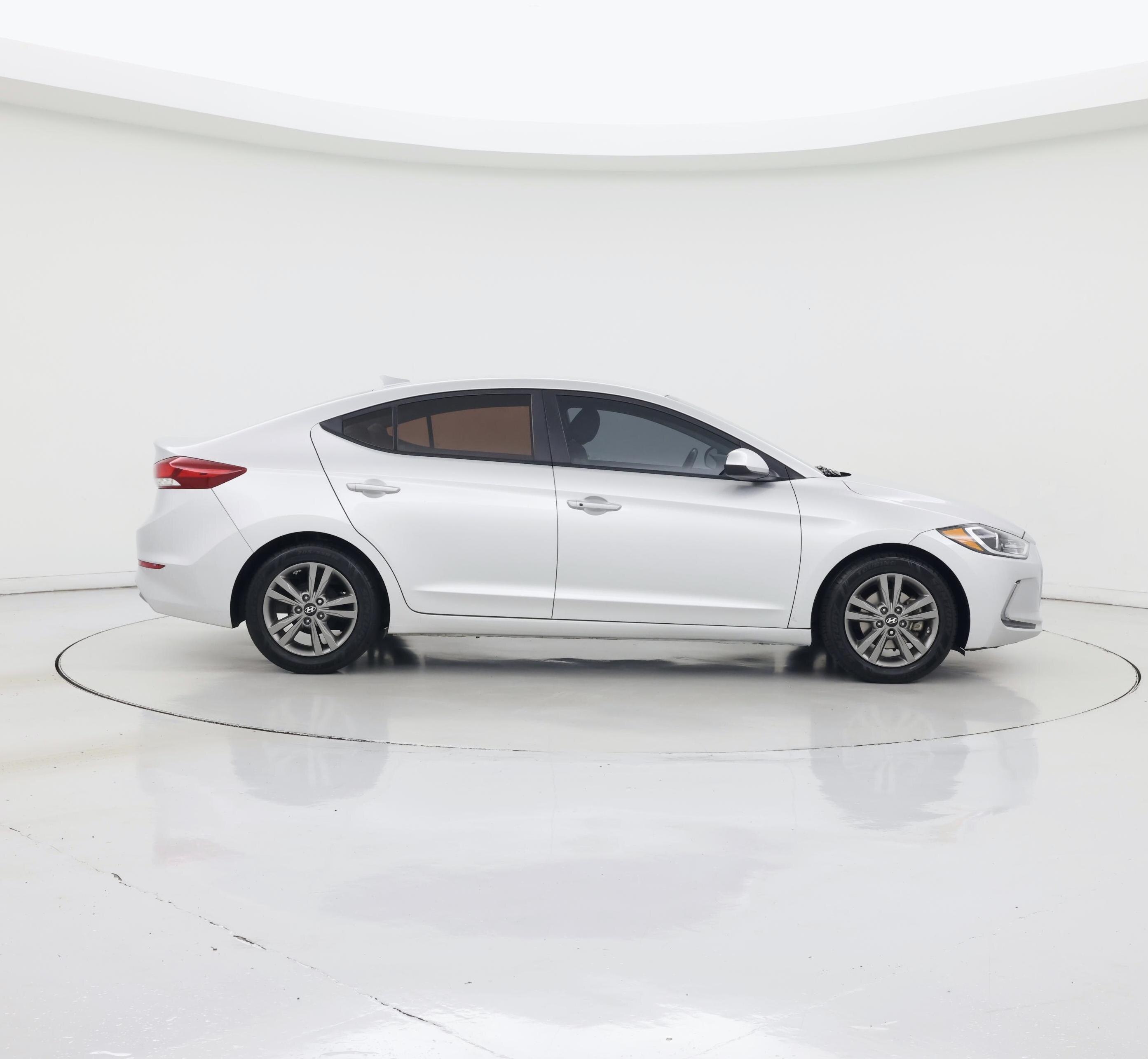 Thumbnail: 2017 Hyundai Elantra - 7