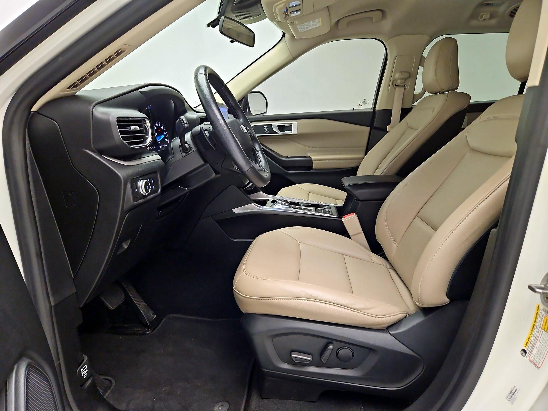 Thumbnail: 2020 Ford Explorer - 11