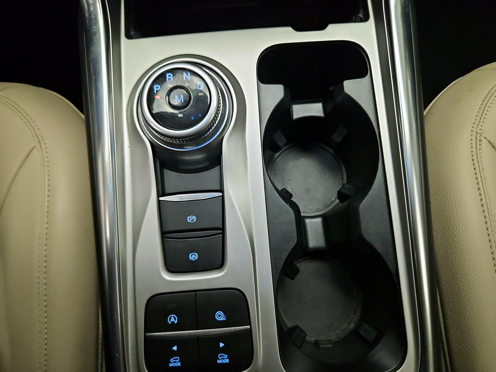 Thumbnail: 2020 Ford Explorer - 18