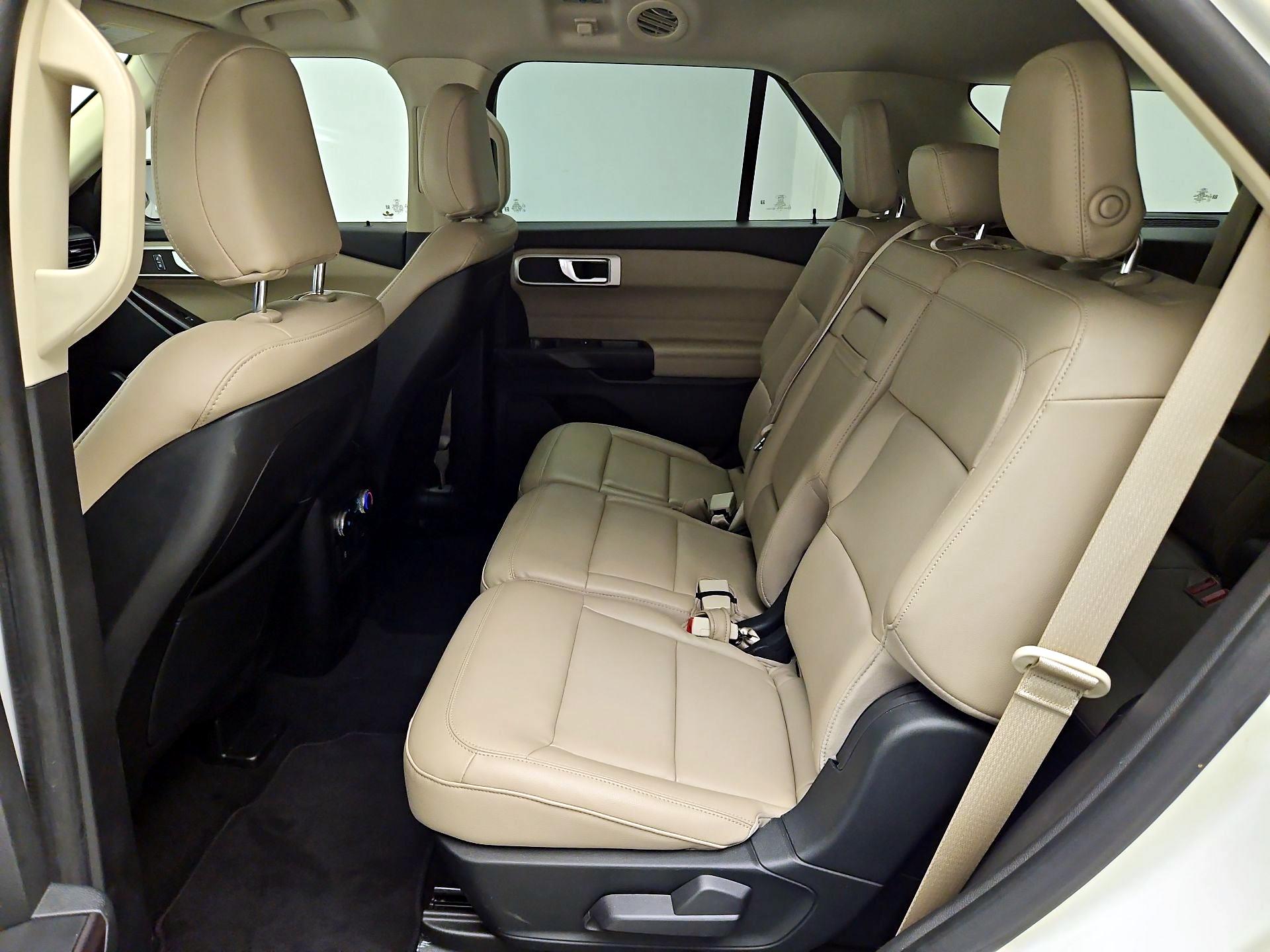 Thumbnail: 2020 Ford Explorer - 20