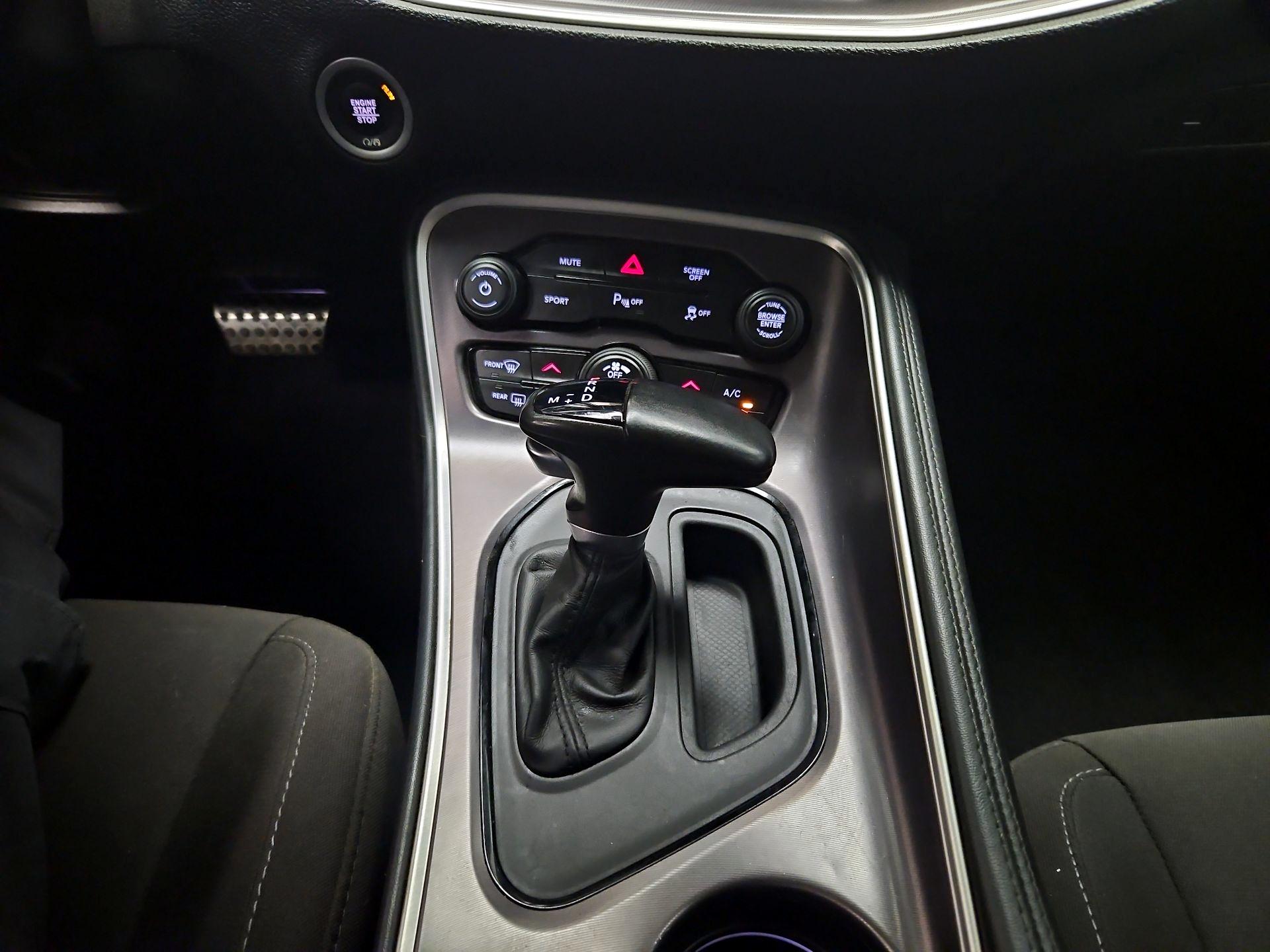 Thumbnail: 2021 Dodge Challenger - 16