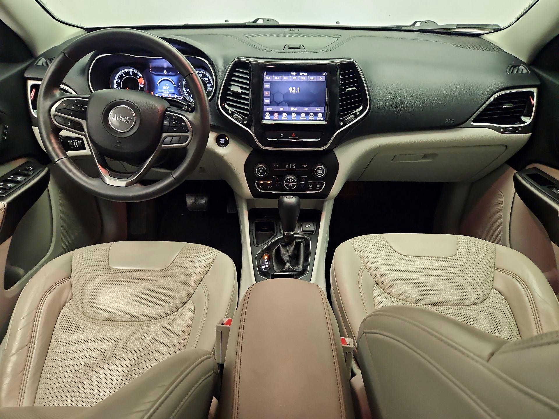 Thumbnail: 2019 Jeep Cherokee - 9