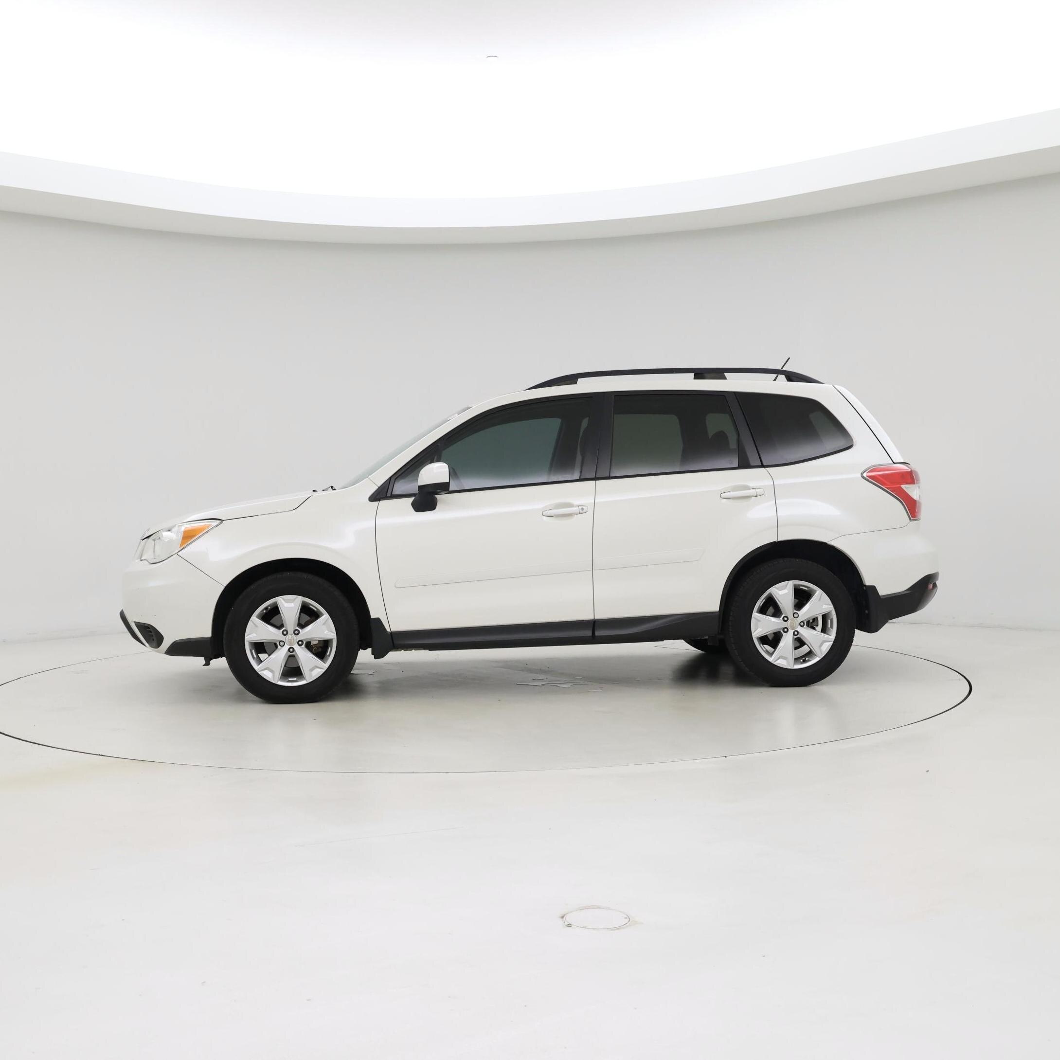 Thumbnail: 2015 Subaru Forester - 3