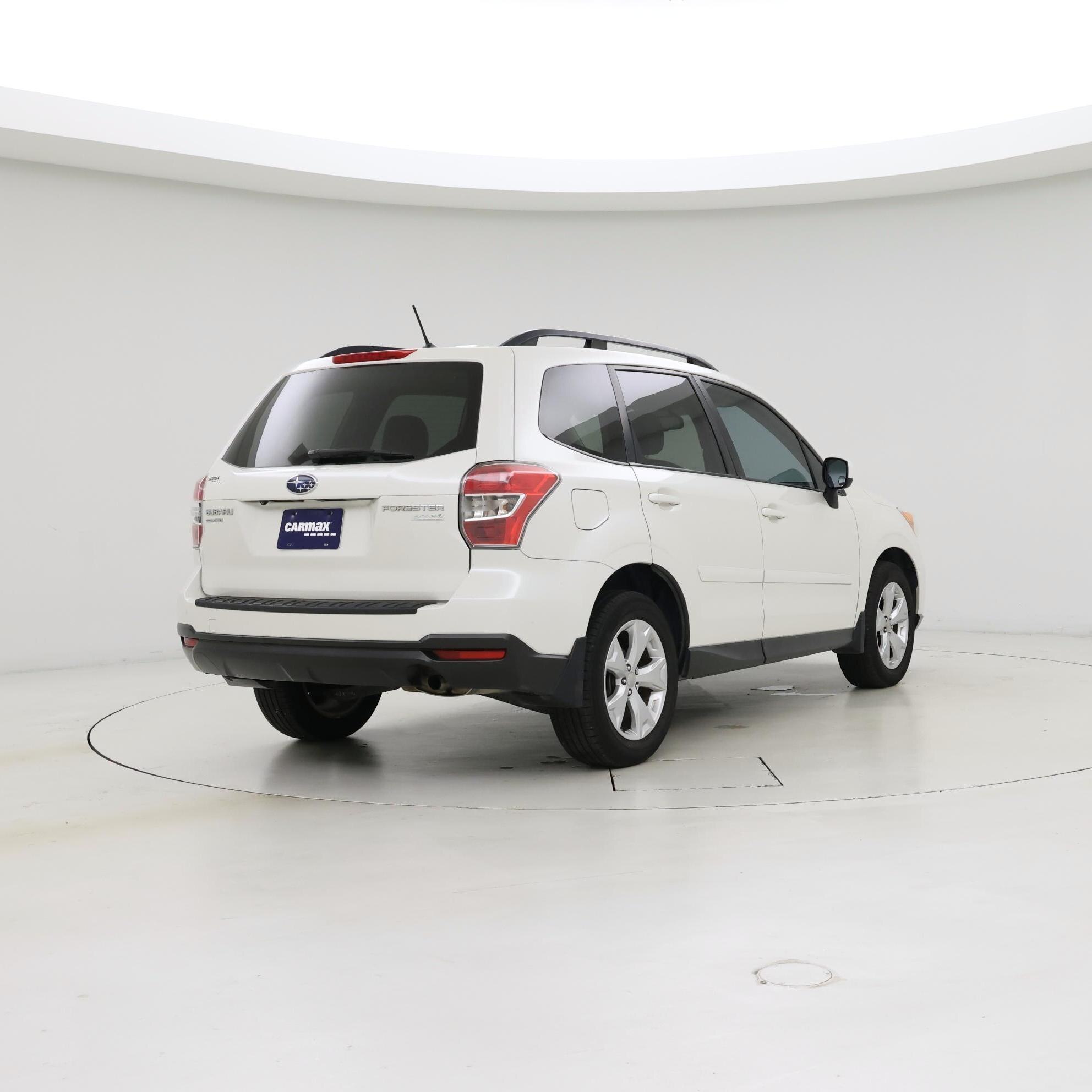 Thumbnail: 2015 Subaru Forester - 8