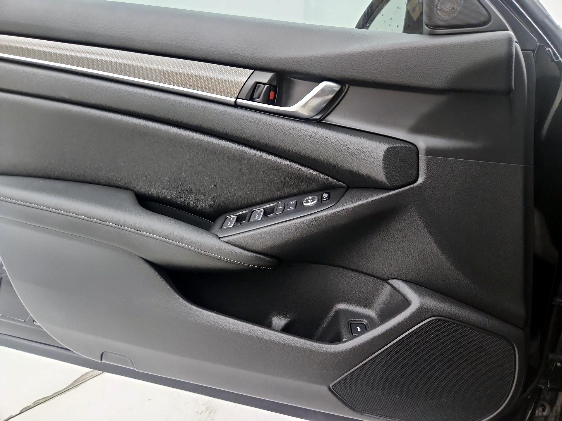Thumbnail: 2020 Honda Accord - 12