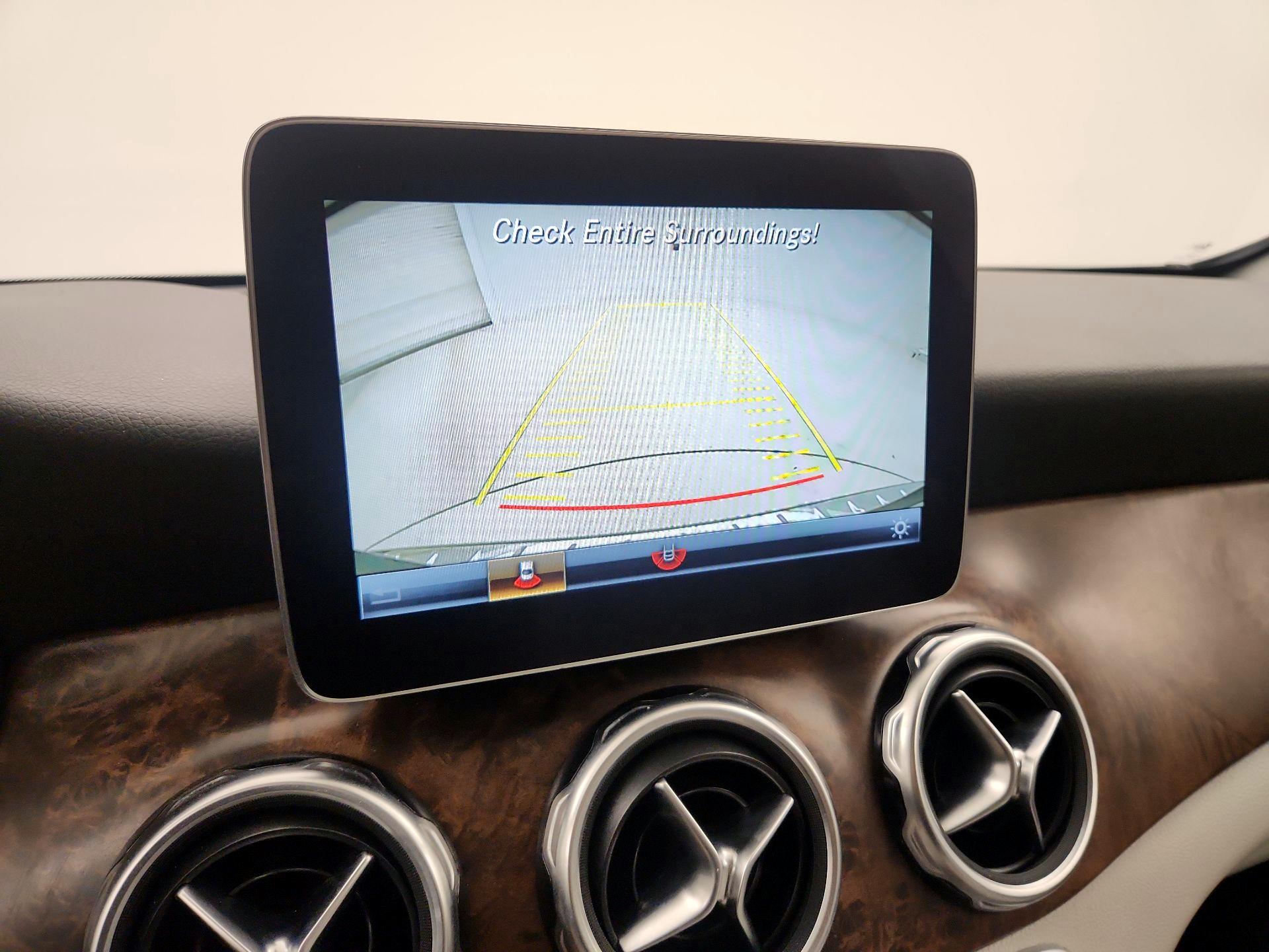 Thumbnail: 2019 Mercedes-Benz GLA - 14