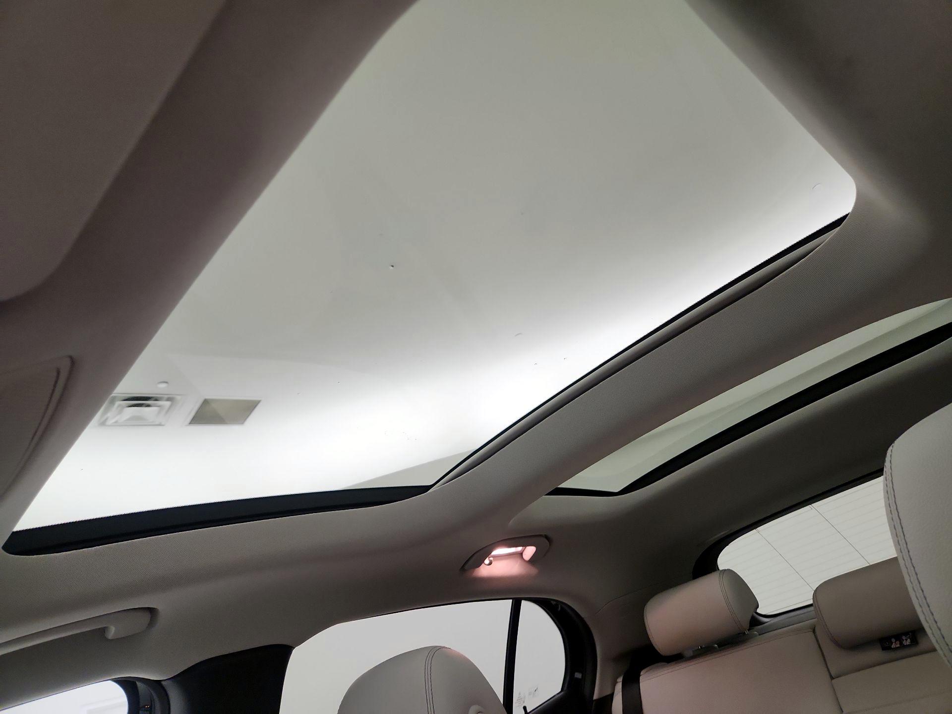 Thumbnail: 2019 Mercedes-Benz GLA - 18