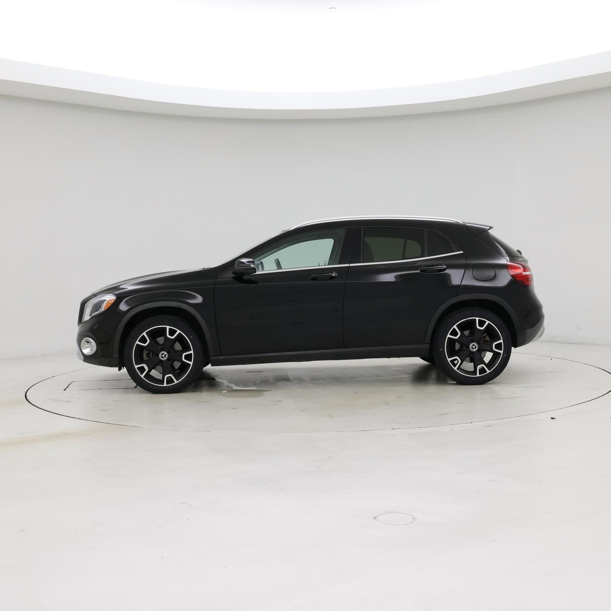 Thumbnail: 2019 Mercedes-Benz GLA - 3