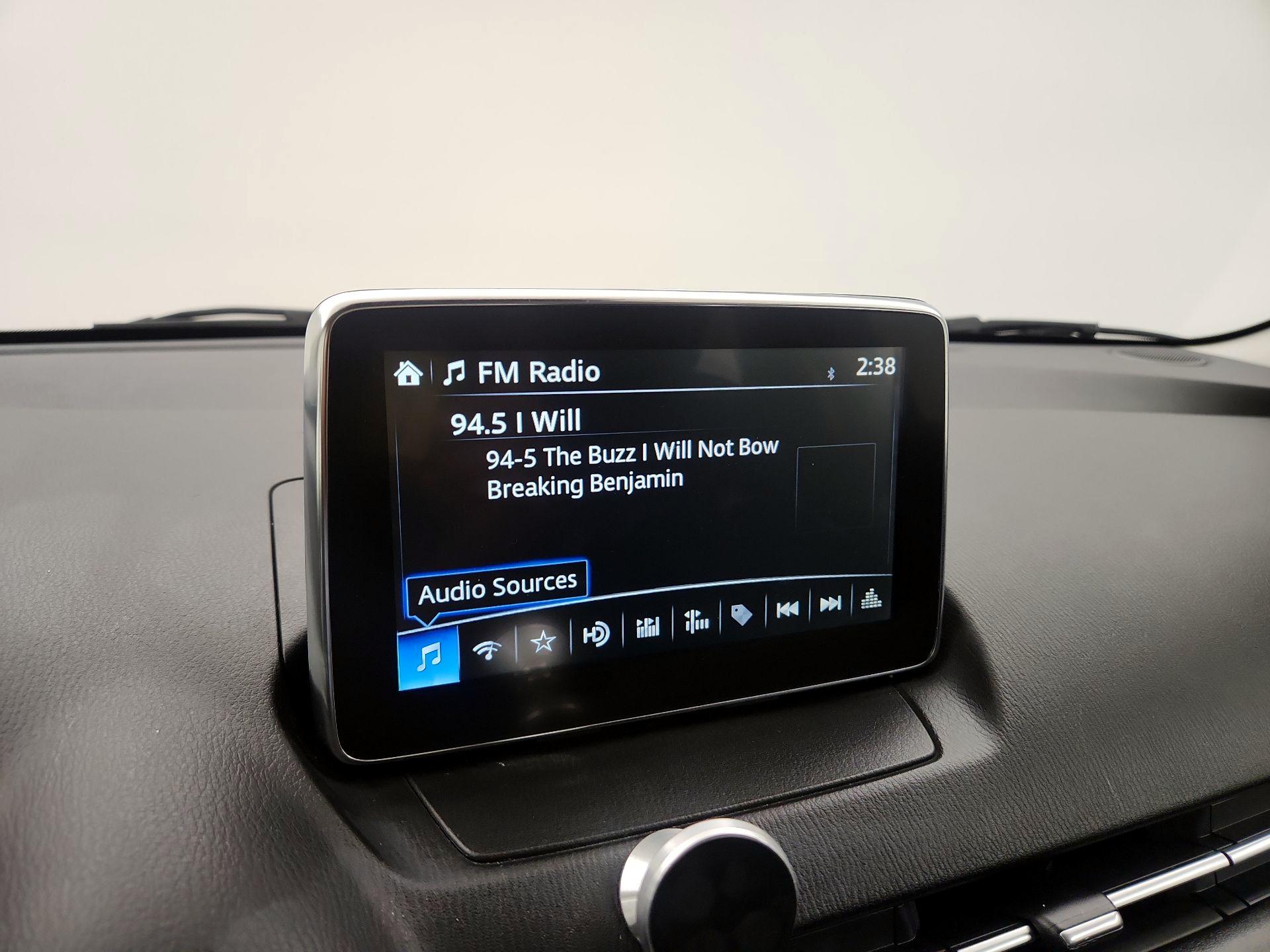 Thumbnail: 2018 Toyota Yaris iA - 15