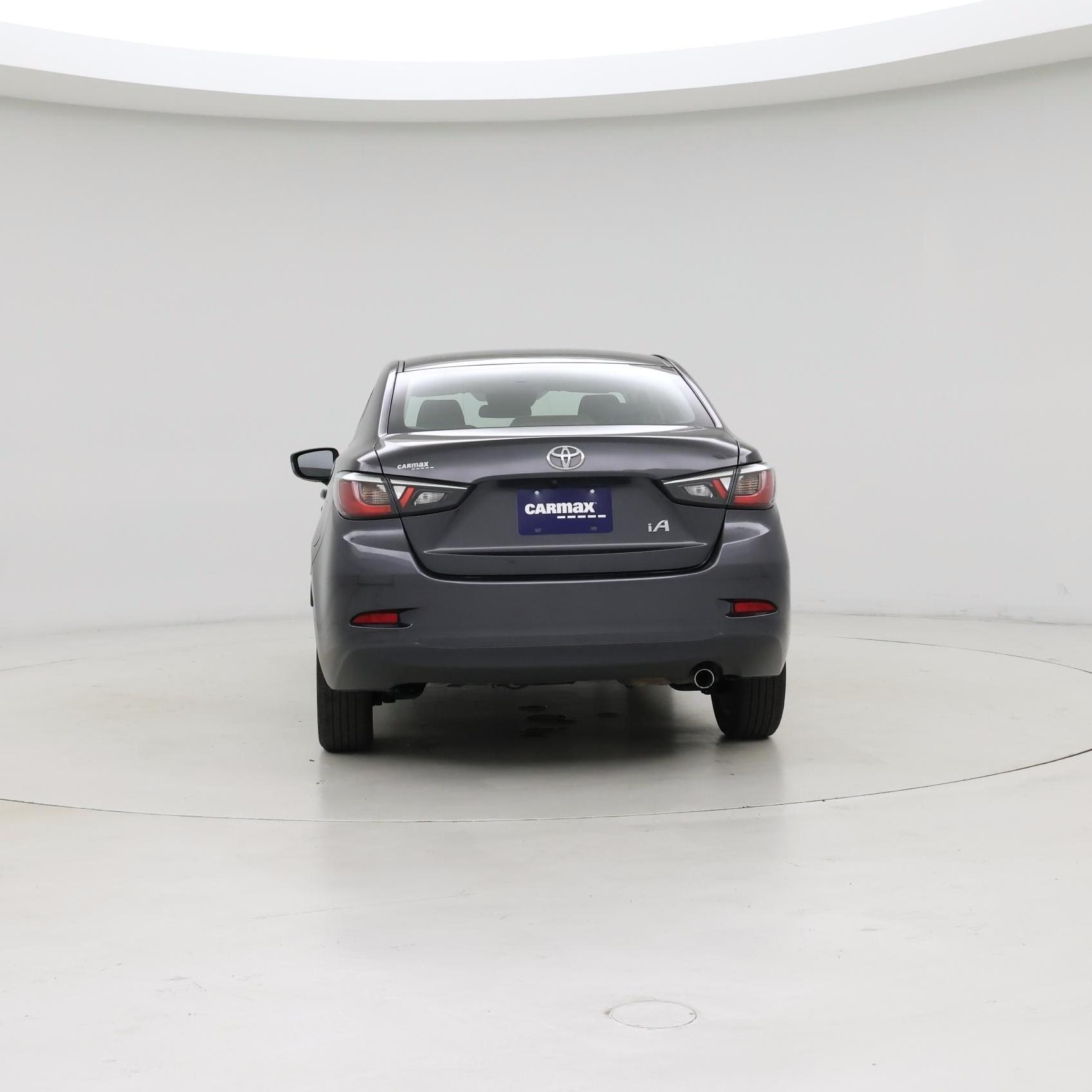 Thumbnail: 2018 Toyota Yaris iA - 6