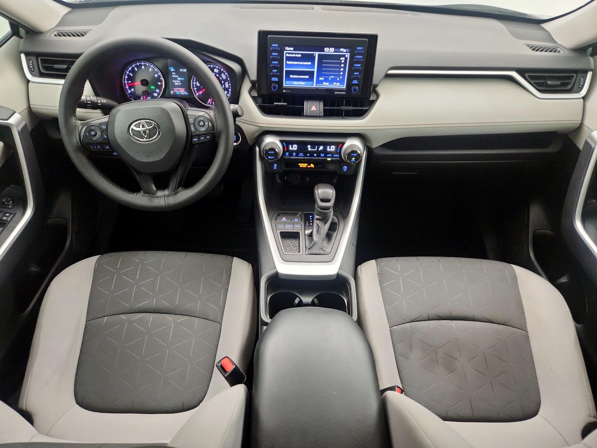 Thumbnail: 2021 Toyota RAV4 - 9
