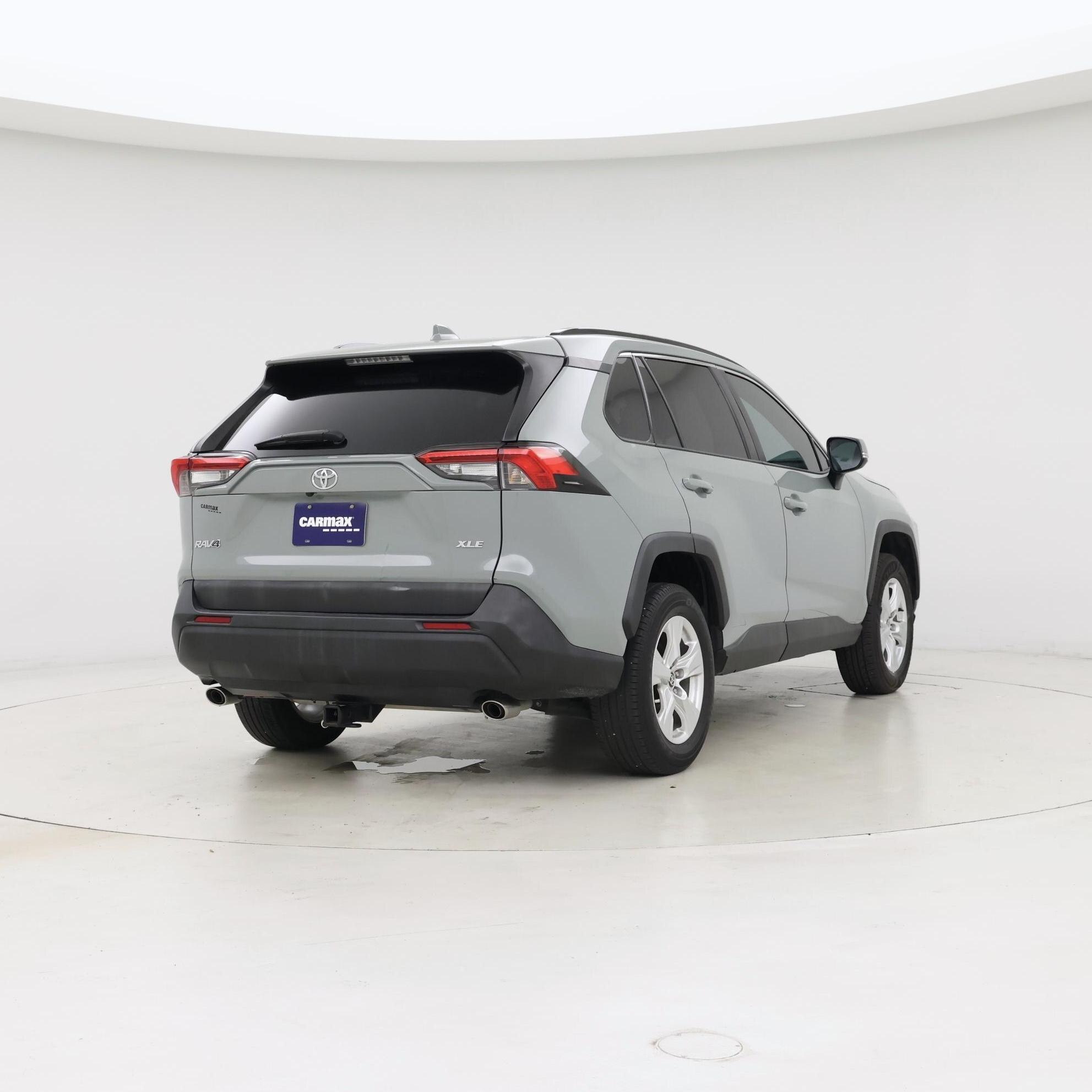 Thumbnail: 2021 Toyota RAV4 - 8