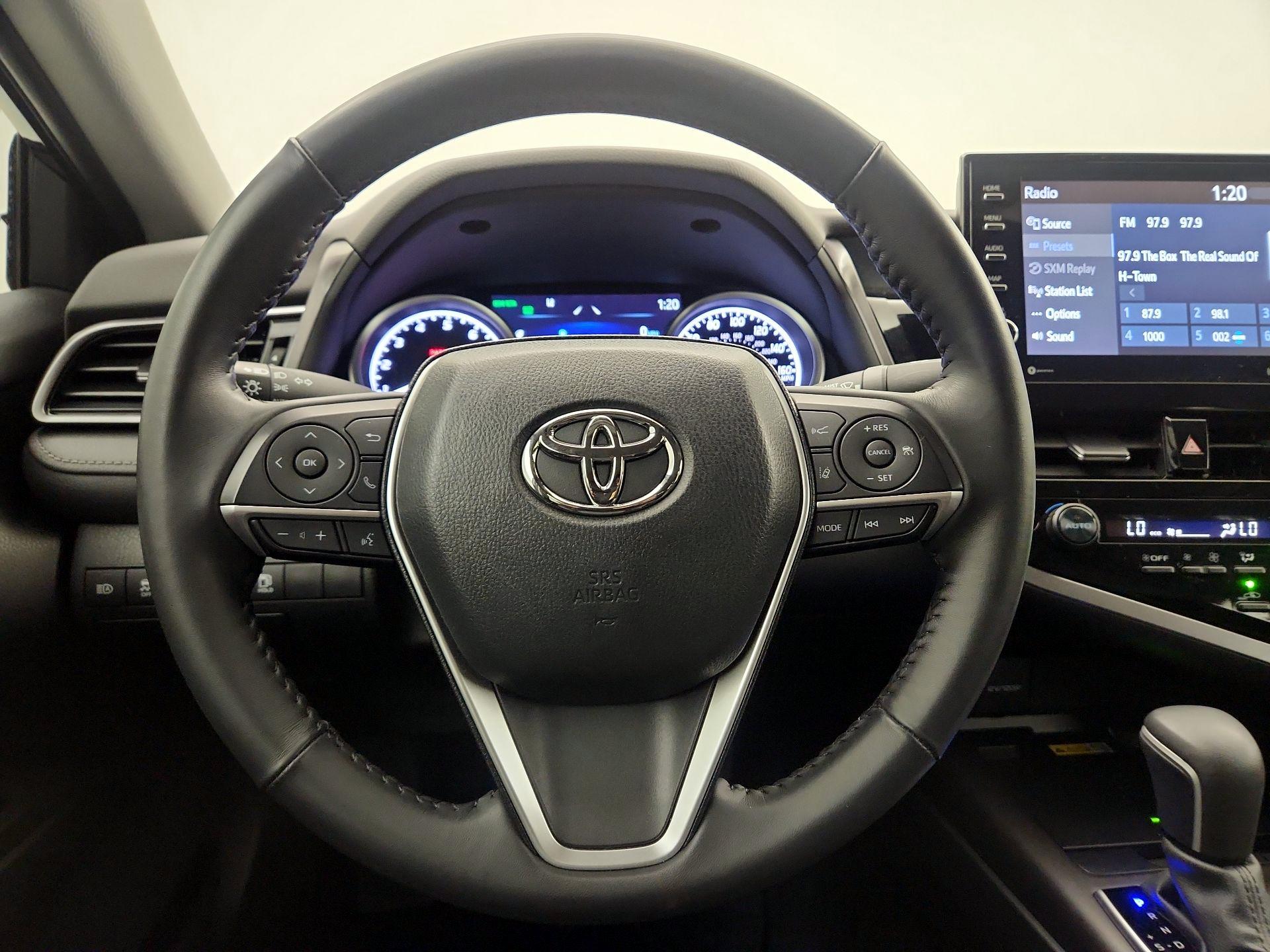 Thumbnail: 2023 Toyota Camry - 10