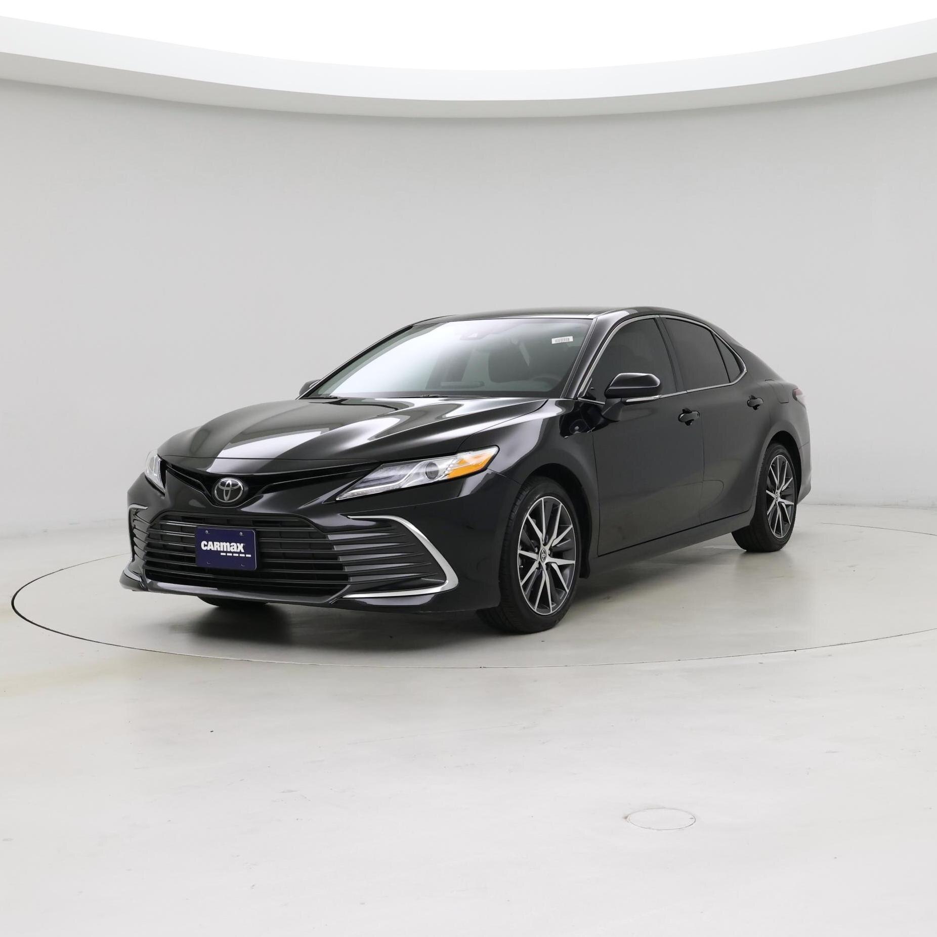 Thumbnail: 2023 Toyota Camry - 4