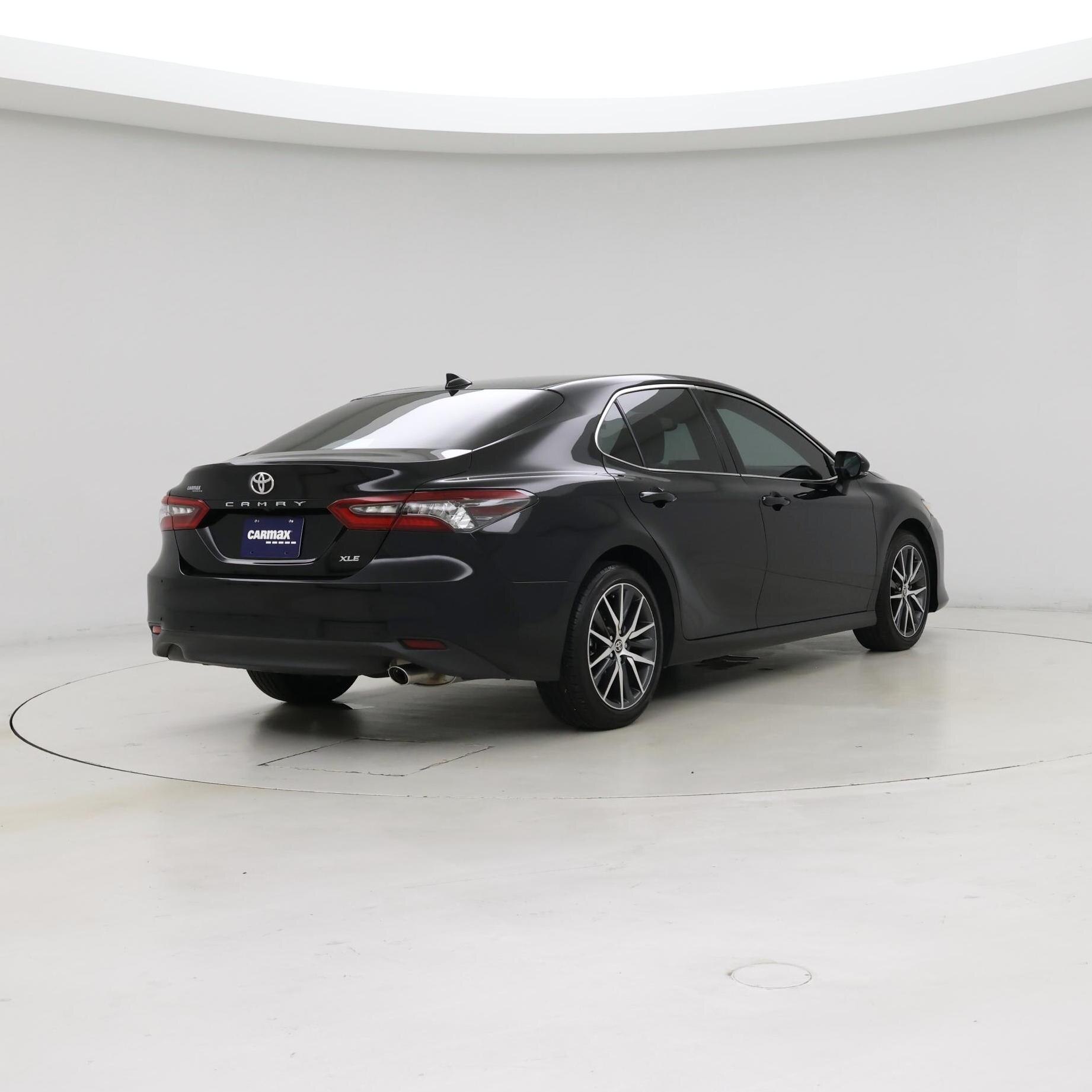 Thumbnail: 2023 Toyota Camry - 8