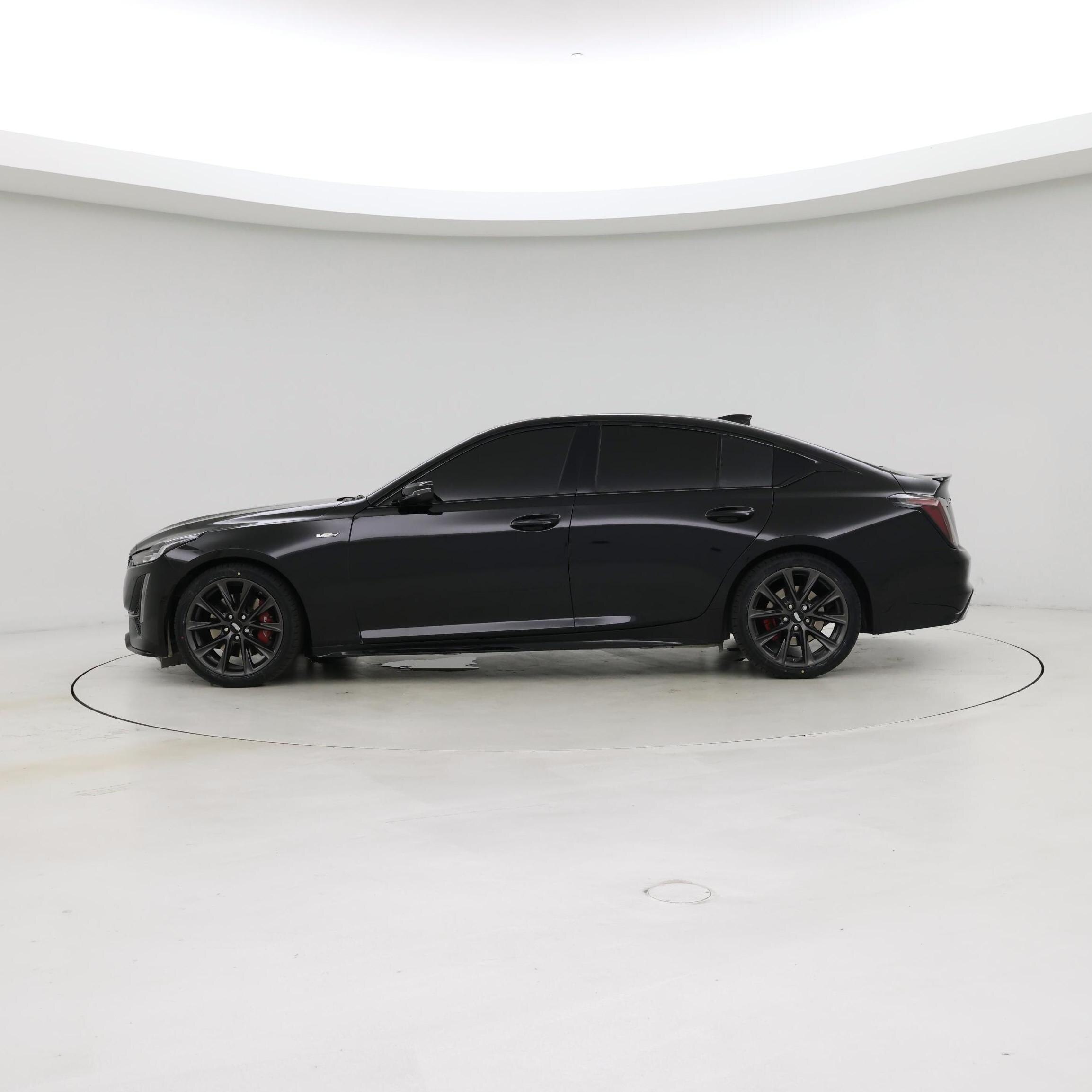 Thumbnail: 2023 Cadillac CT5 - 3