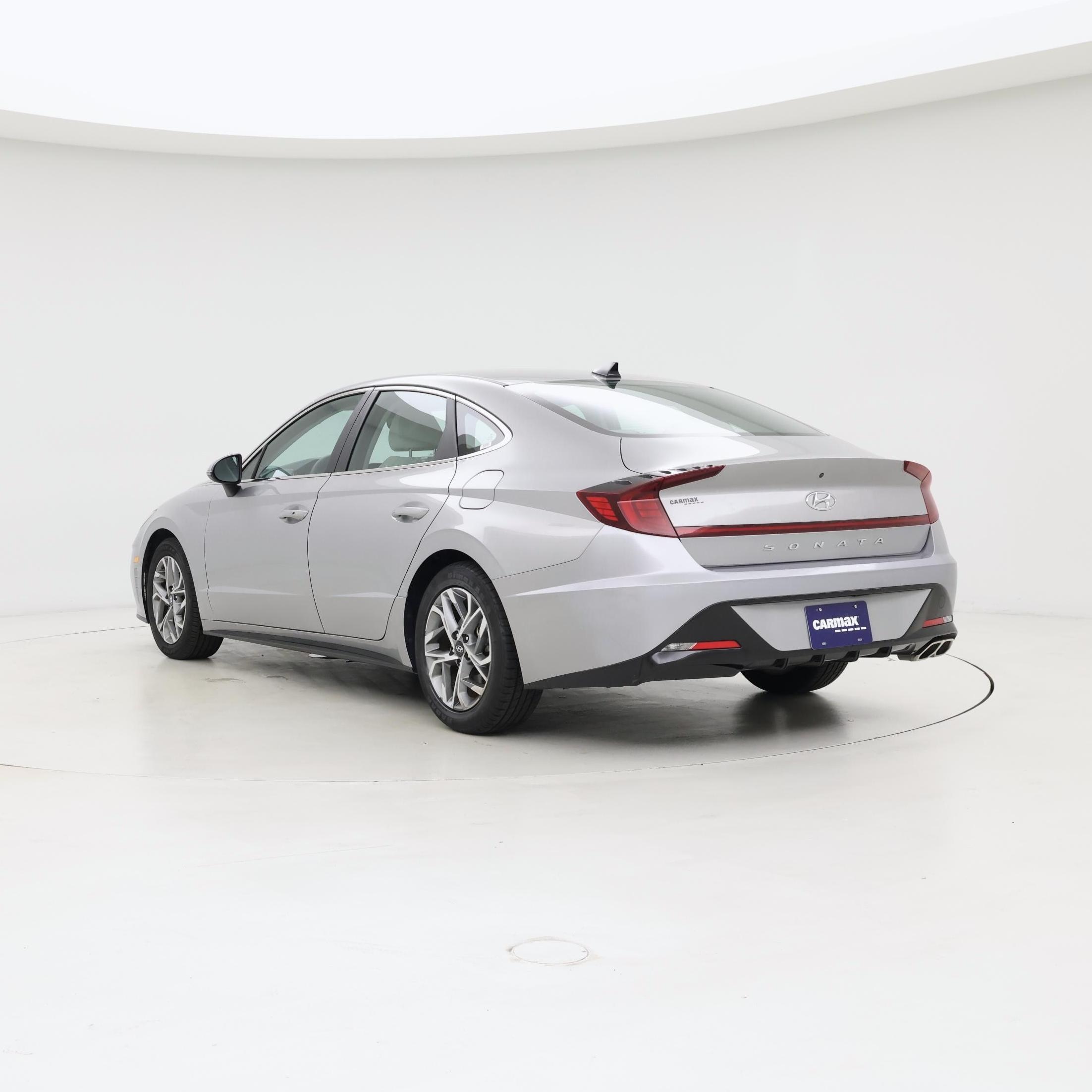 Thumbnail: 2023 Hyundai Sonata - 2