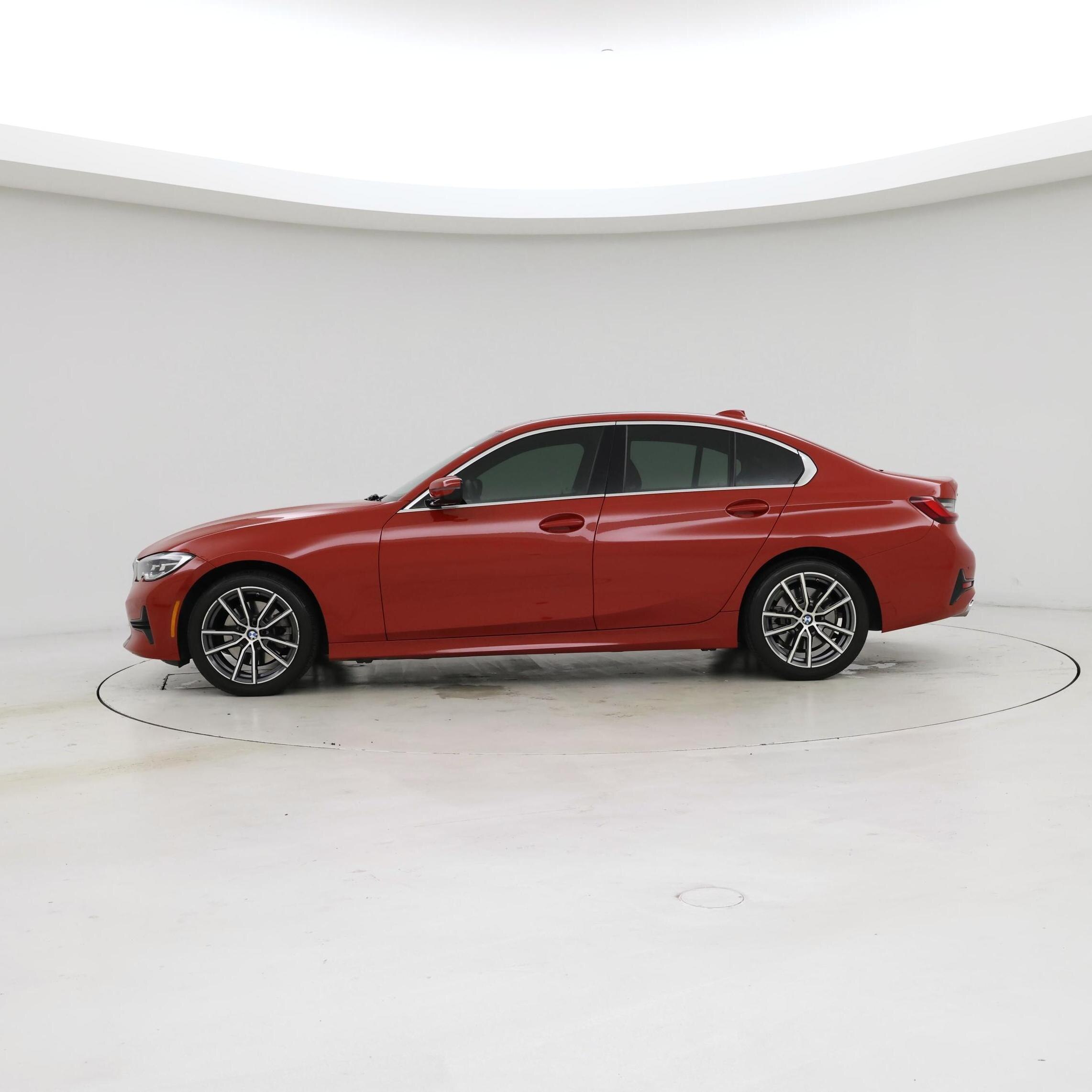 Thumbnail: 2022 BMW 3 Series - 3