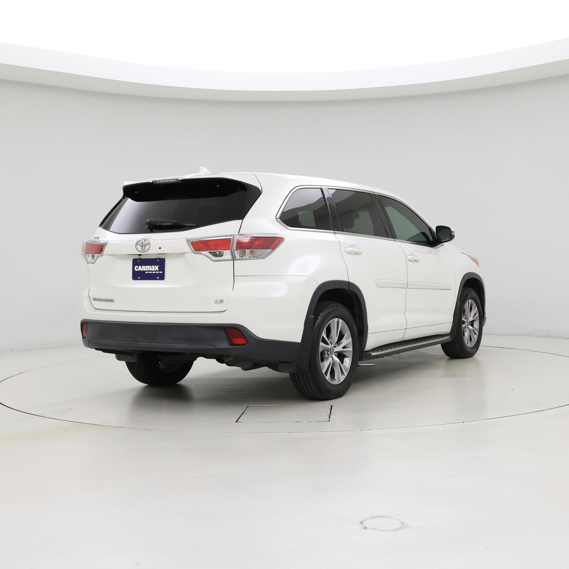 Thumbnail: 2016 Toyota Highlander - 8