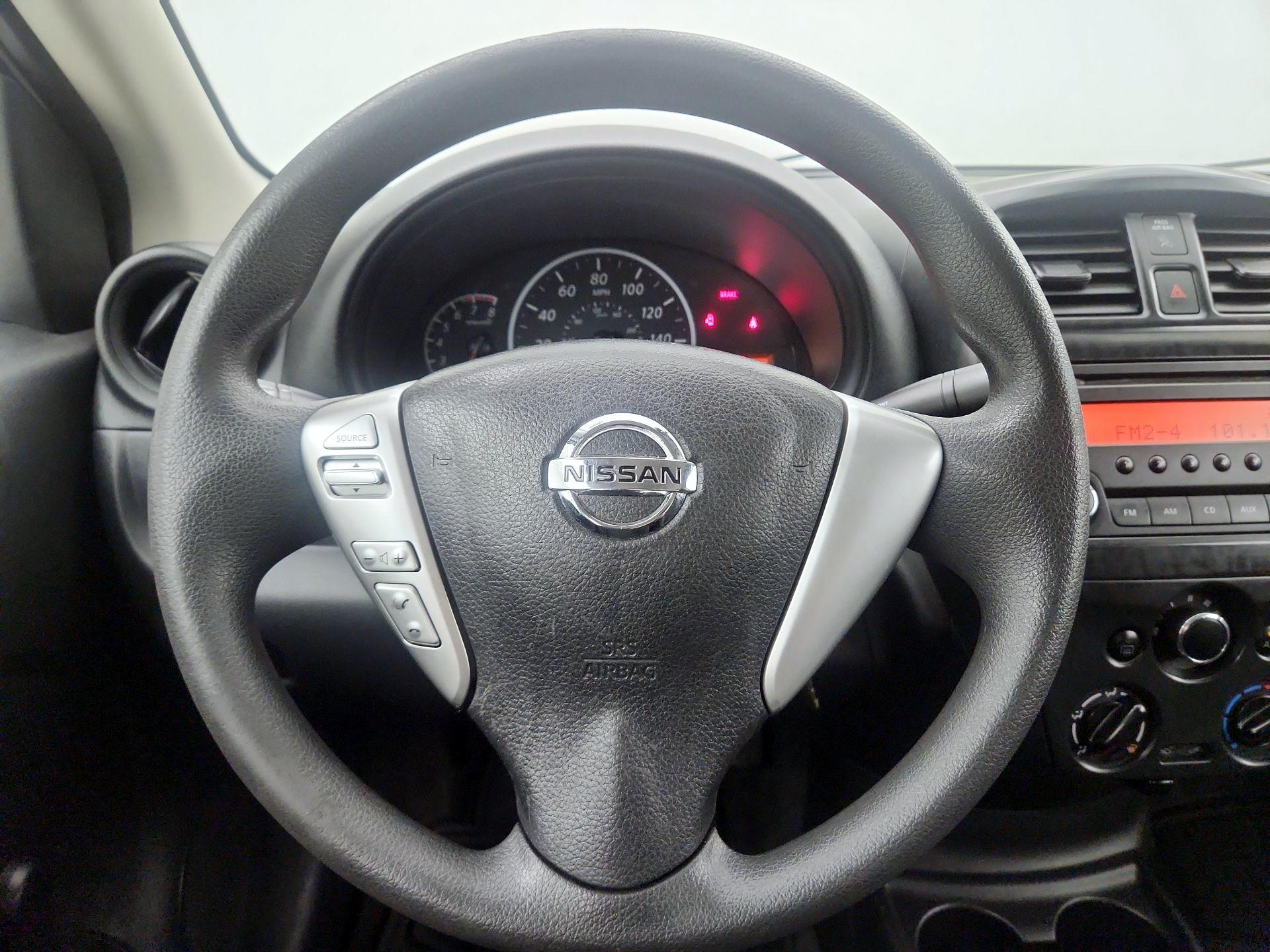 Thumbnail: 2016 Nissan Versa - 10