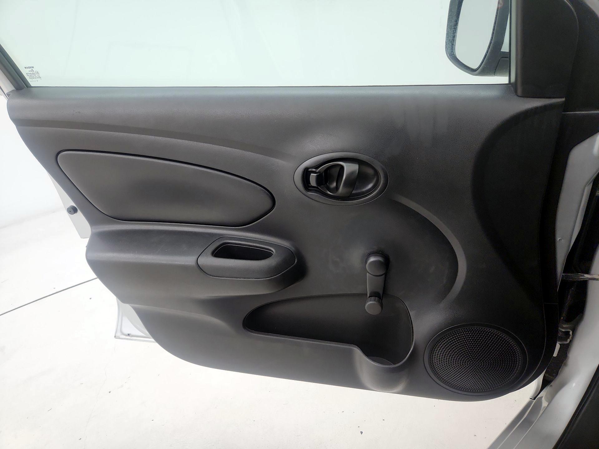 Thumbnail: 2016 Nissan Versa - 12