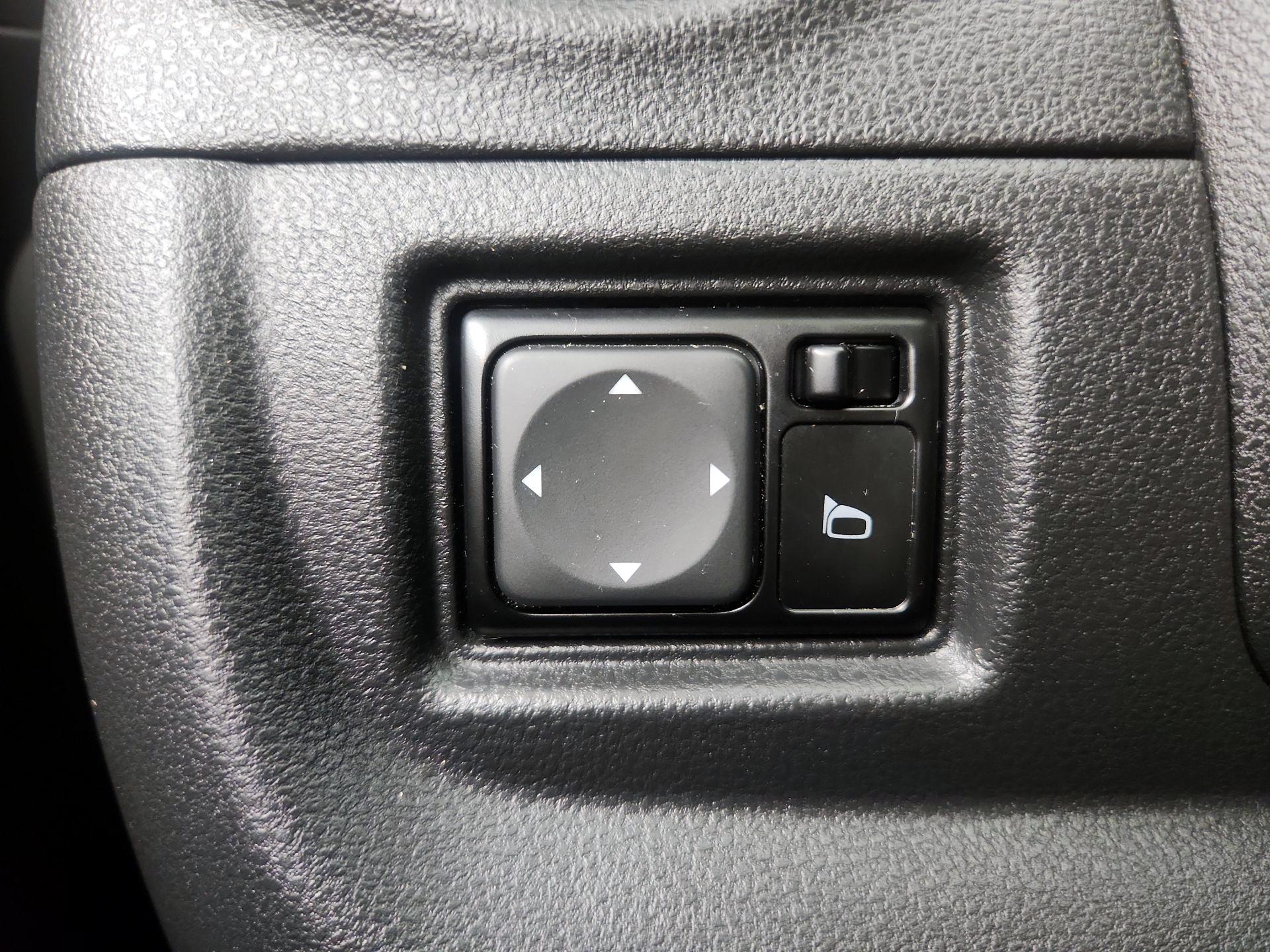 Thumbnail: 2016 Nissan Versa - 13
