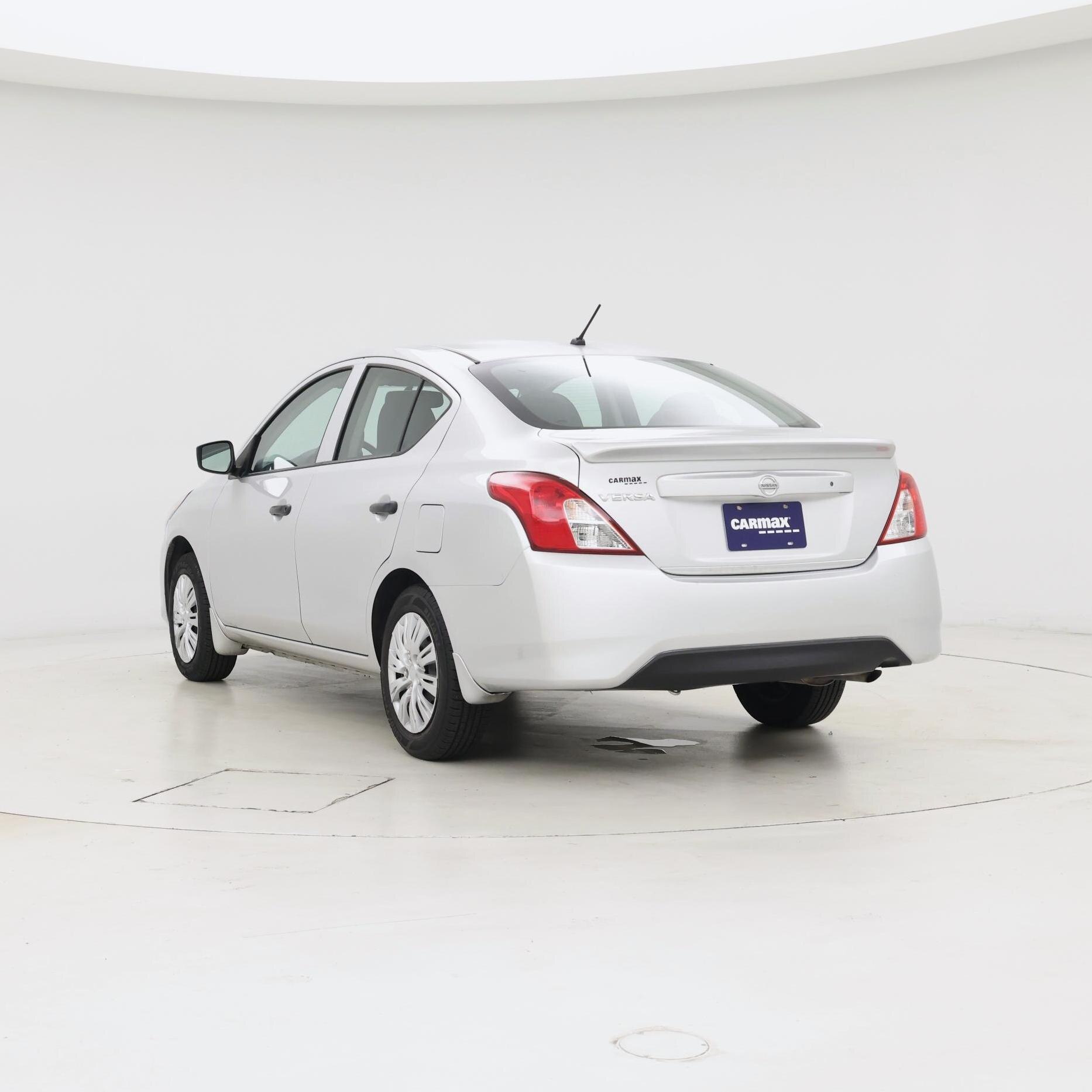 Thumbnail: 2016 Nissan Versa - 2