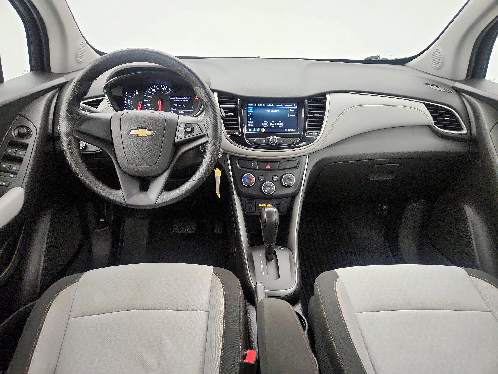 Thumbnail: 2019 Chevrolet Trax - 9
