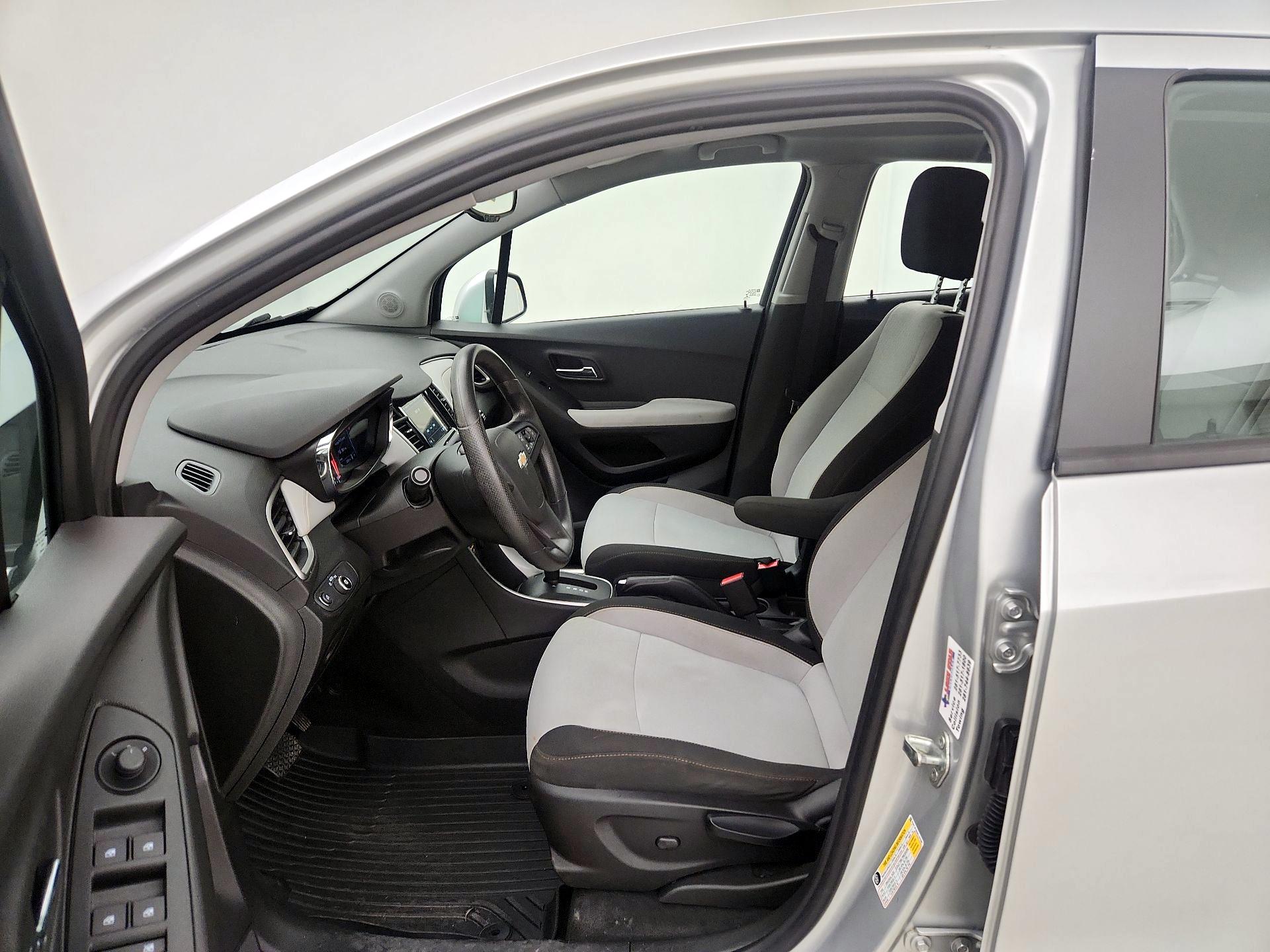 Thumbnail: 2019 Chevrolet Trax - 11