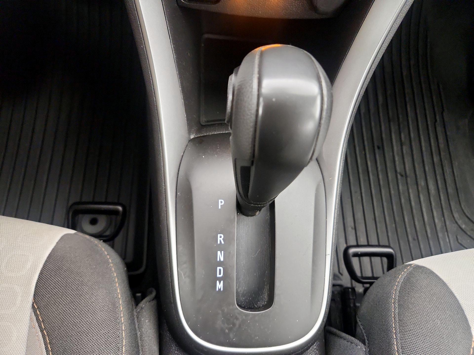 Thumbnail: 2019 Chevrolet Trax - 17