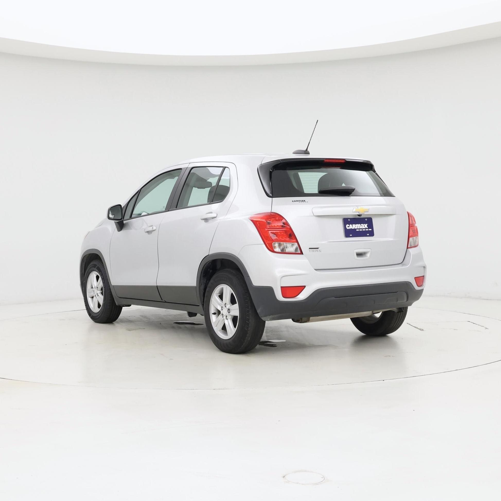 Thumbnail: 2019 Chevrolet Trax - 2