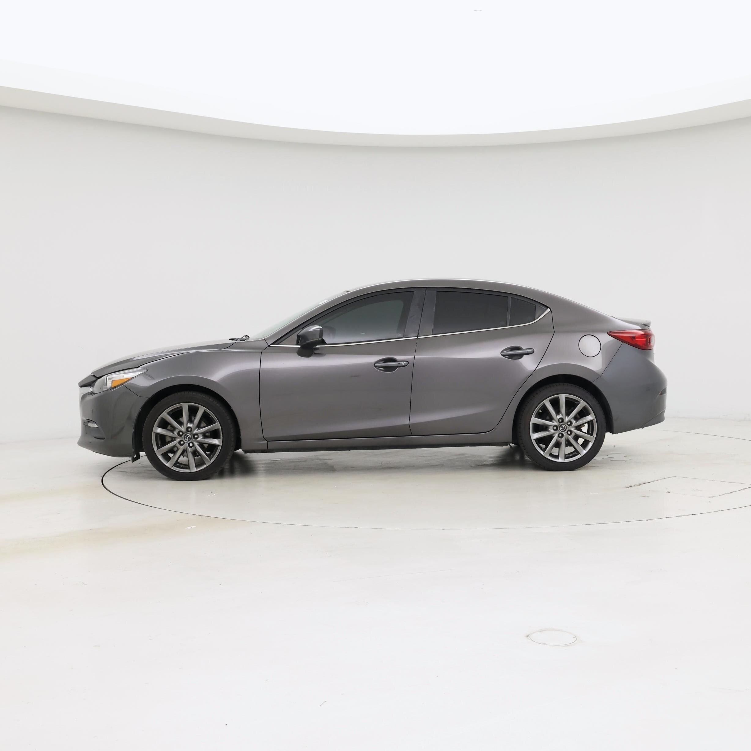 Thumbnail: 2018 Mazda Mazda3 - 3