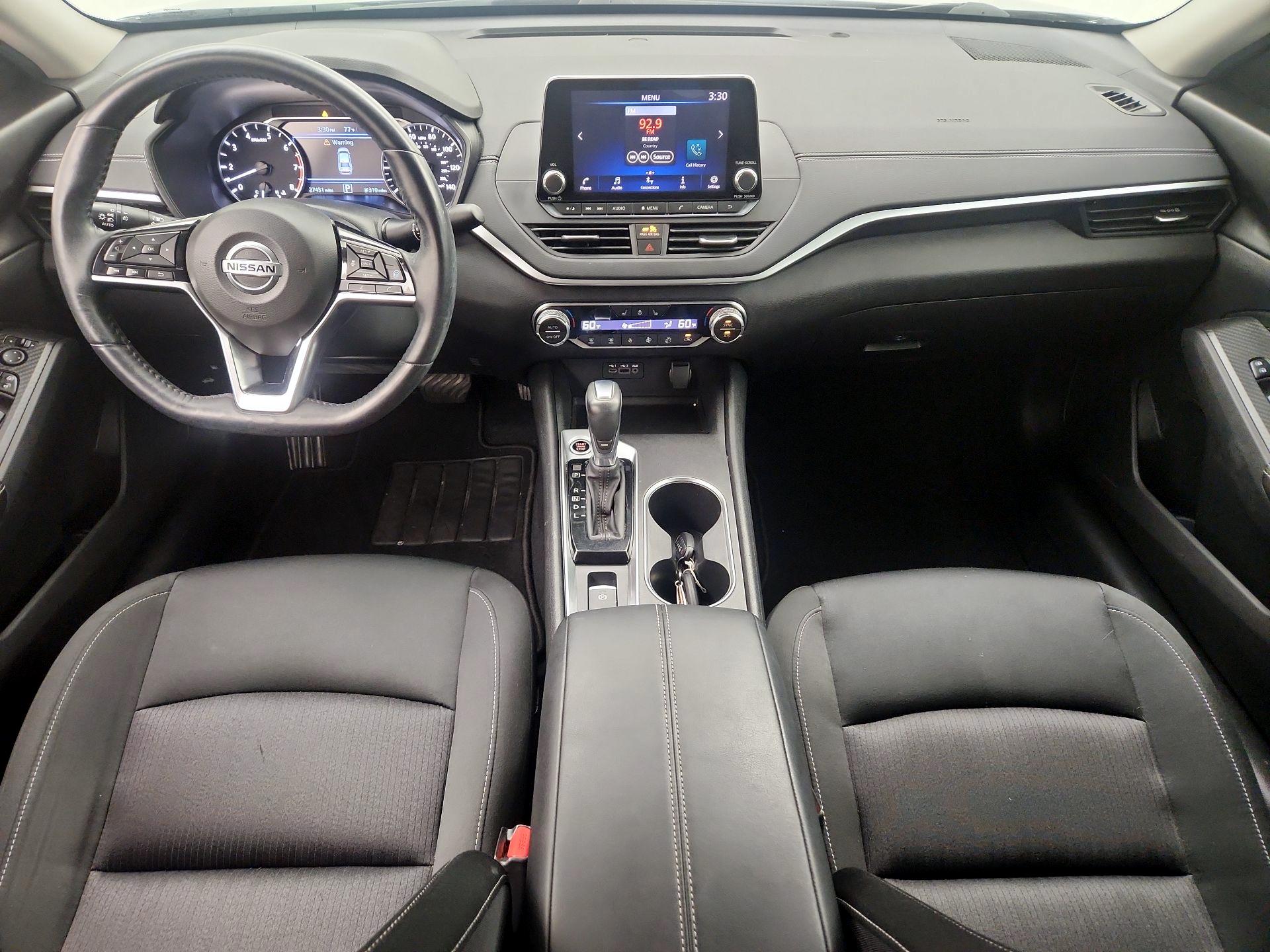 Thumbnail: 2019 Nissan Altima - 9