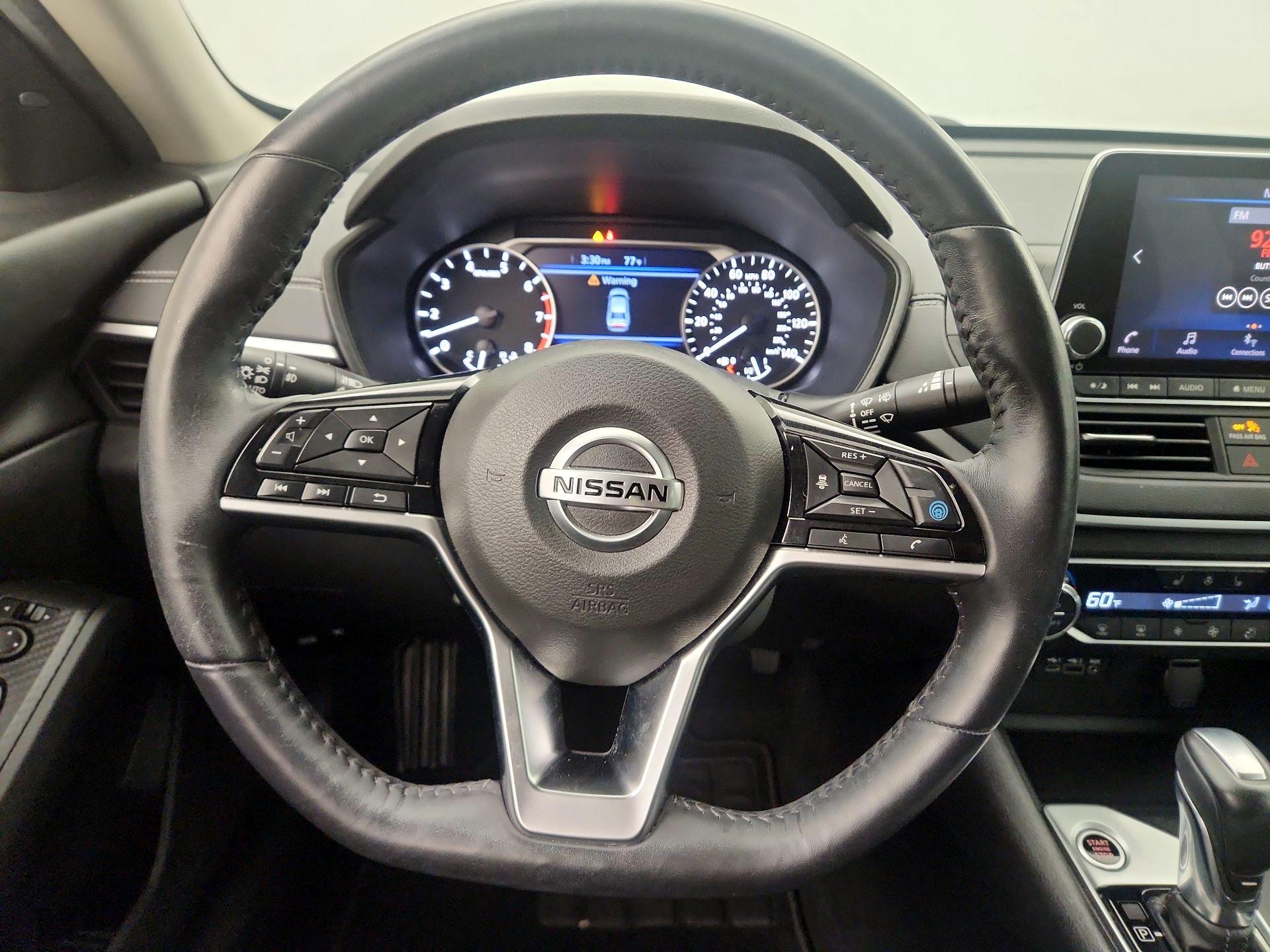 Thumbnail: 2019 Nissan Altima - 10
